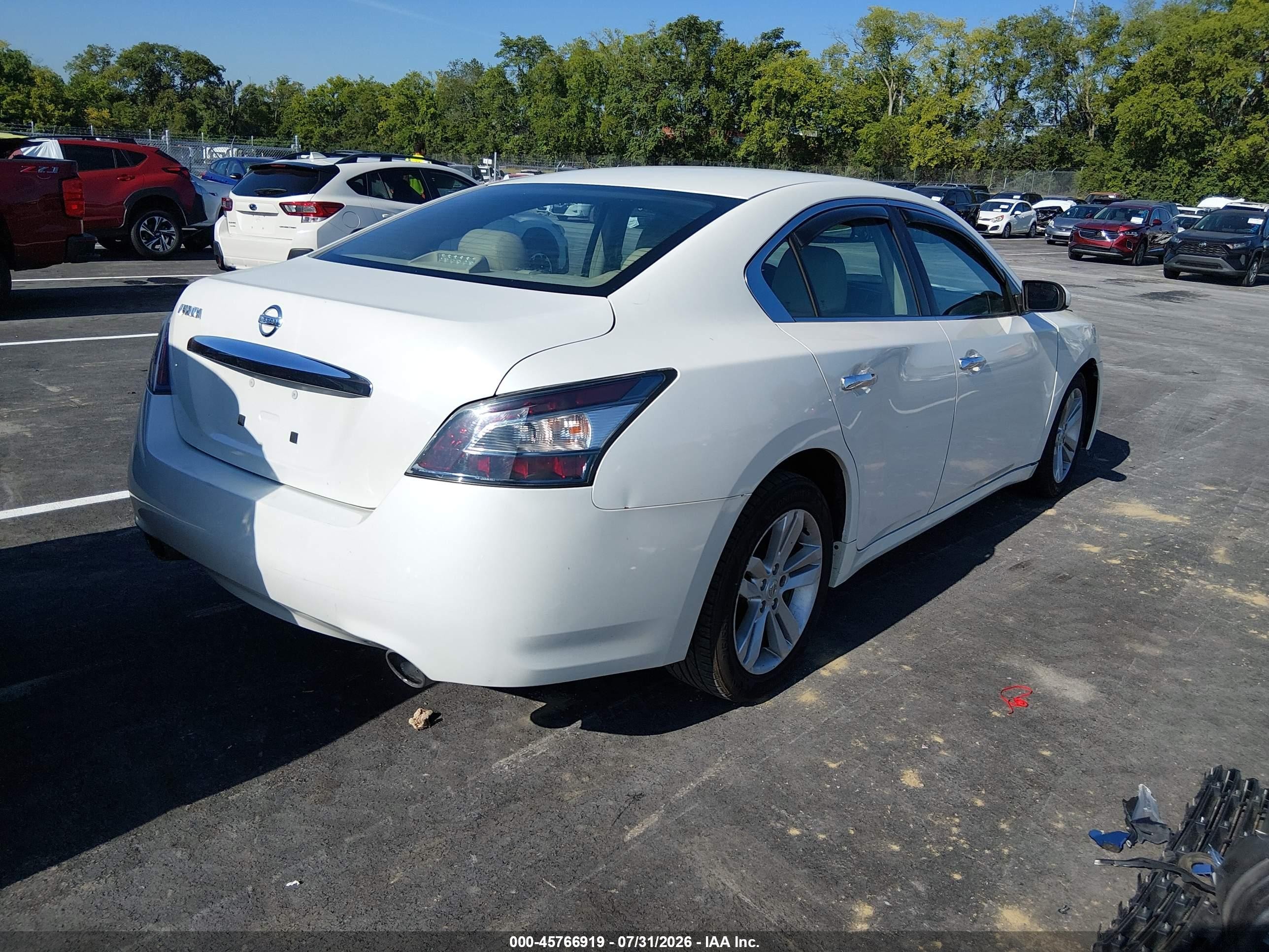 2013 Nissan Maxima 3.5 S Белый vin: 1N4AA5AP2DC823629