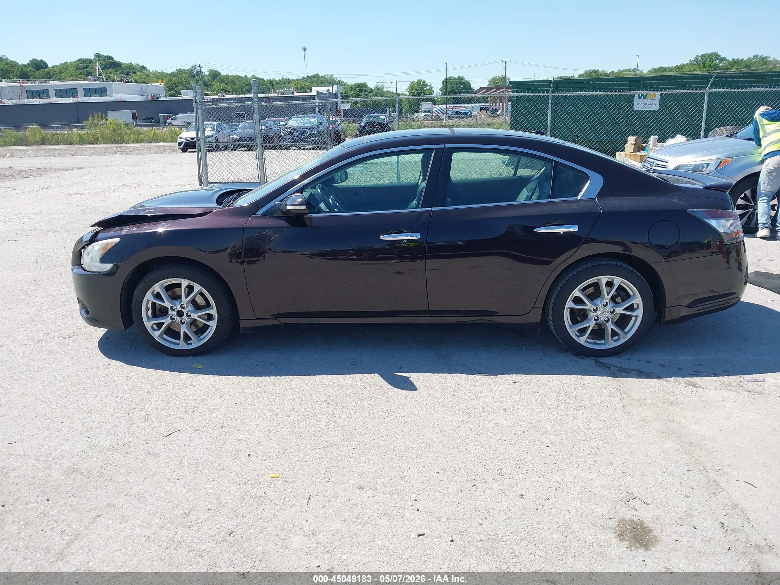 2014 Nissan Maxima 3.5 Sv Burgundy vin: 1N4AA5AP2EC477163