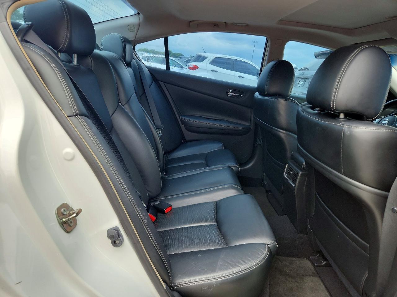 2014 Nissan Maxima 3.5 Sv White vin: 1N4AA5AP2EC915230