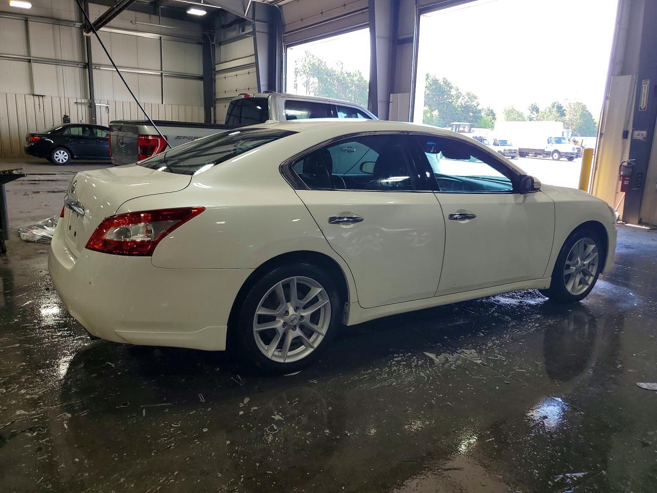 2010 Nissan Maxima S White vin: 1N4AA5AP3AC814630