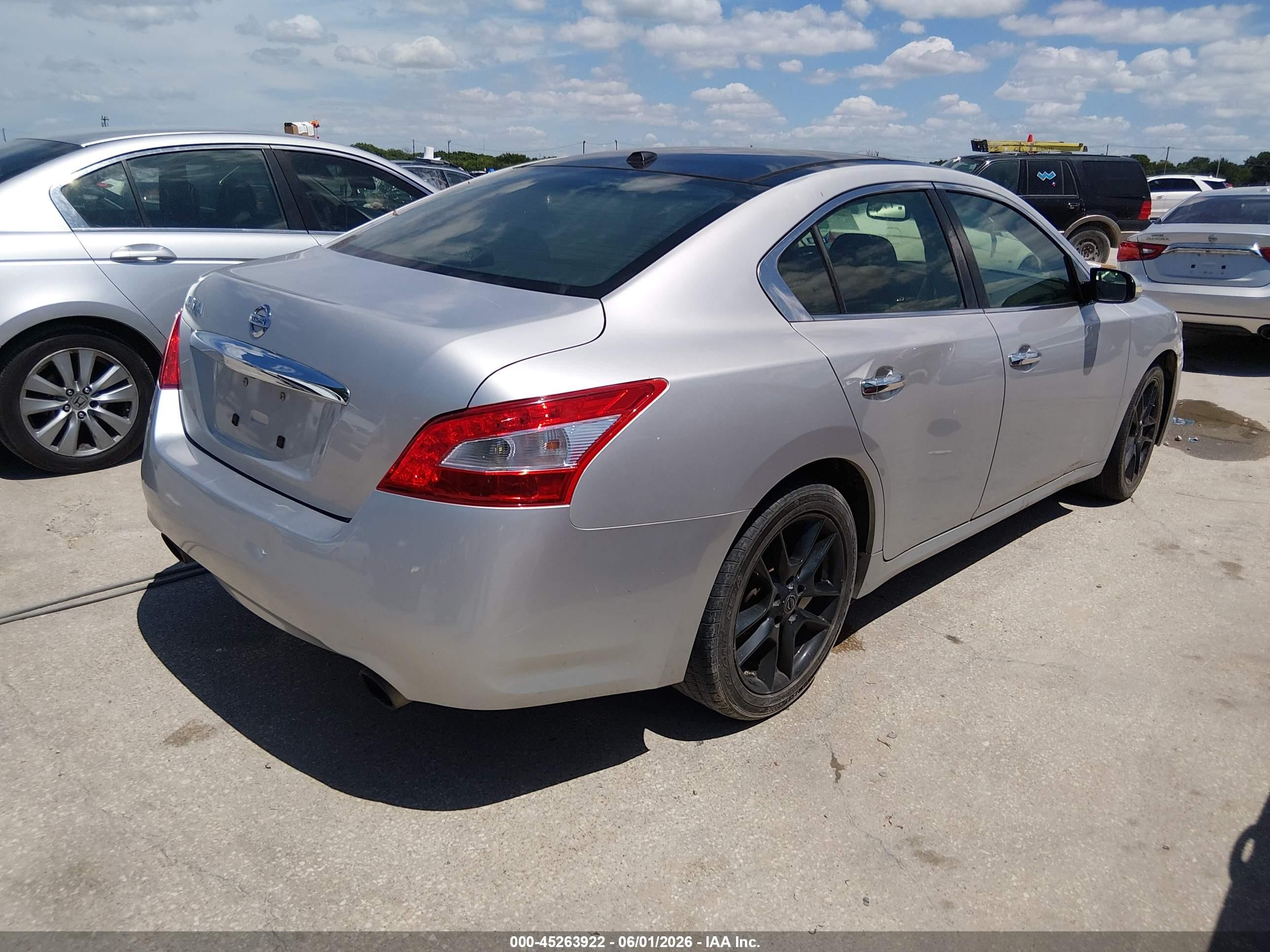 2011 Nissan Maxima 3.5 Sv Silver vin: 1N4AA5AP3BC801765