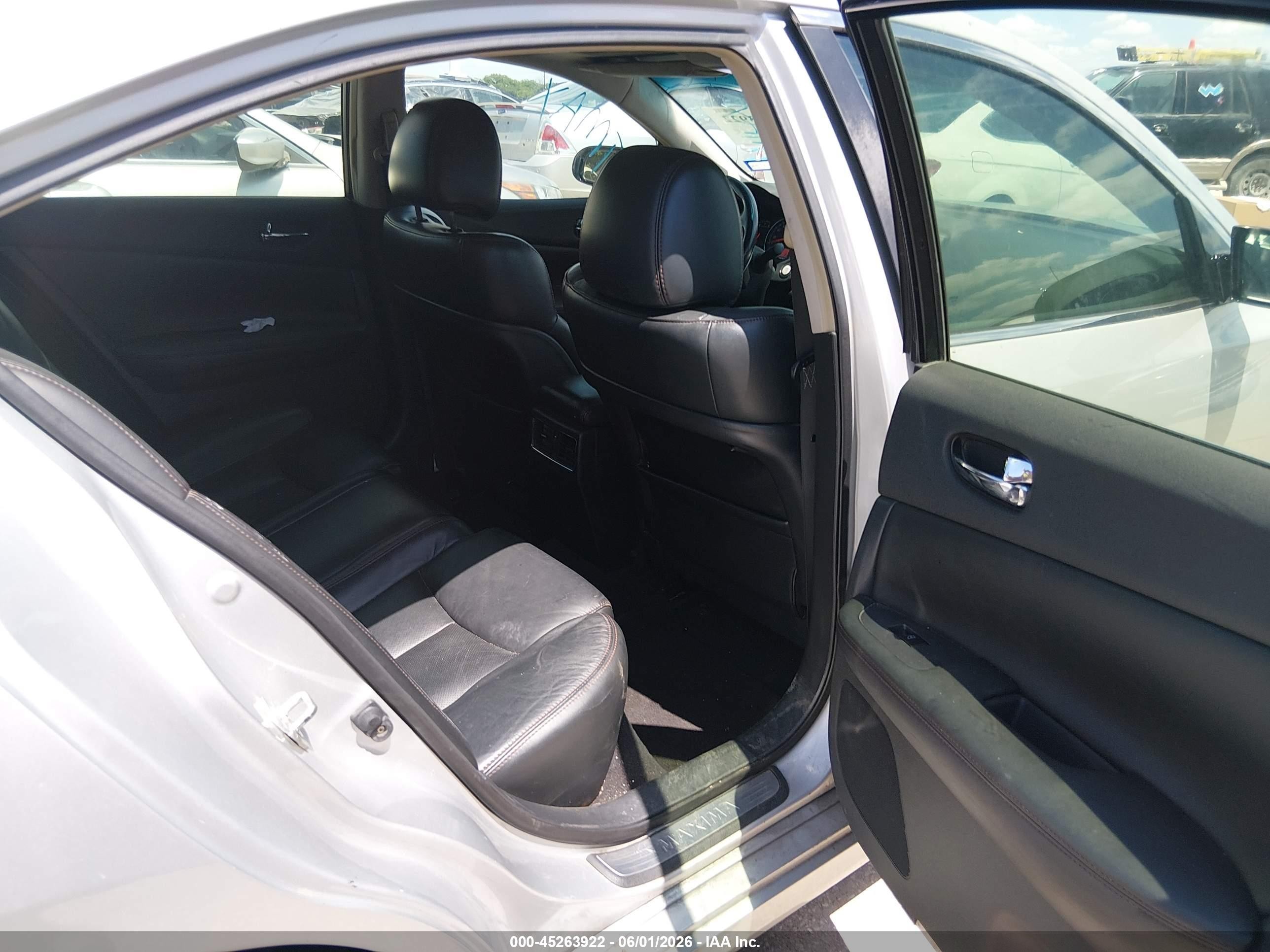 2011 Nissan Maxima 3.5 Sv Silver vin: 1N4AA5AP3BC801765