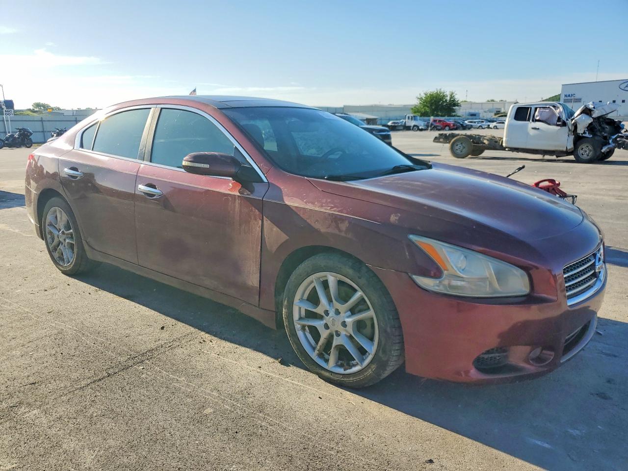 2011 Nissan Maxima 3.5 S Red vin: 1N4AA5AP3BC827928