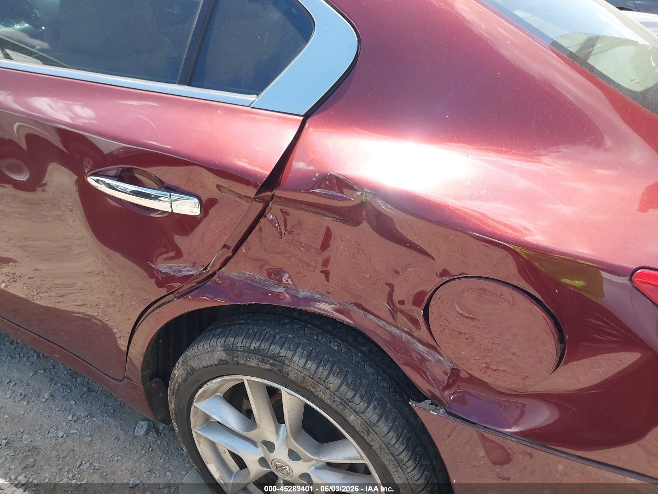 2011 Nissan Maxima 3.5 Sv Burgundy vin: 1N4AA5AP3BC839576