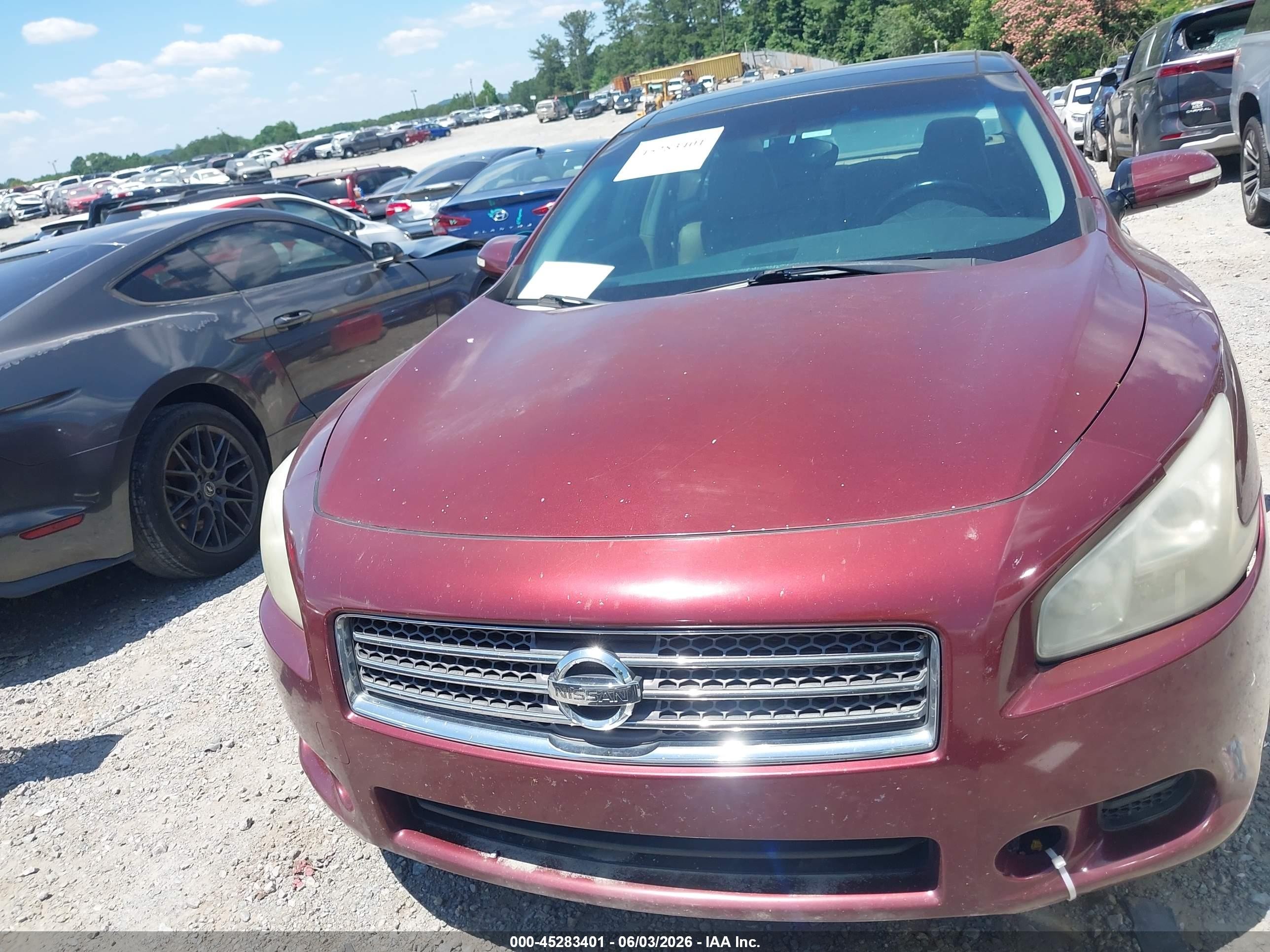 2011 Nissan Maxima 3.5 Sv Burgundy vin: 1N4AA5AP3BC839576