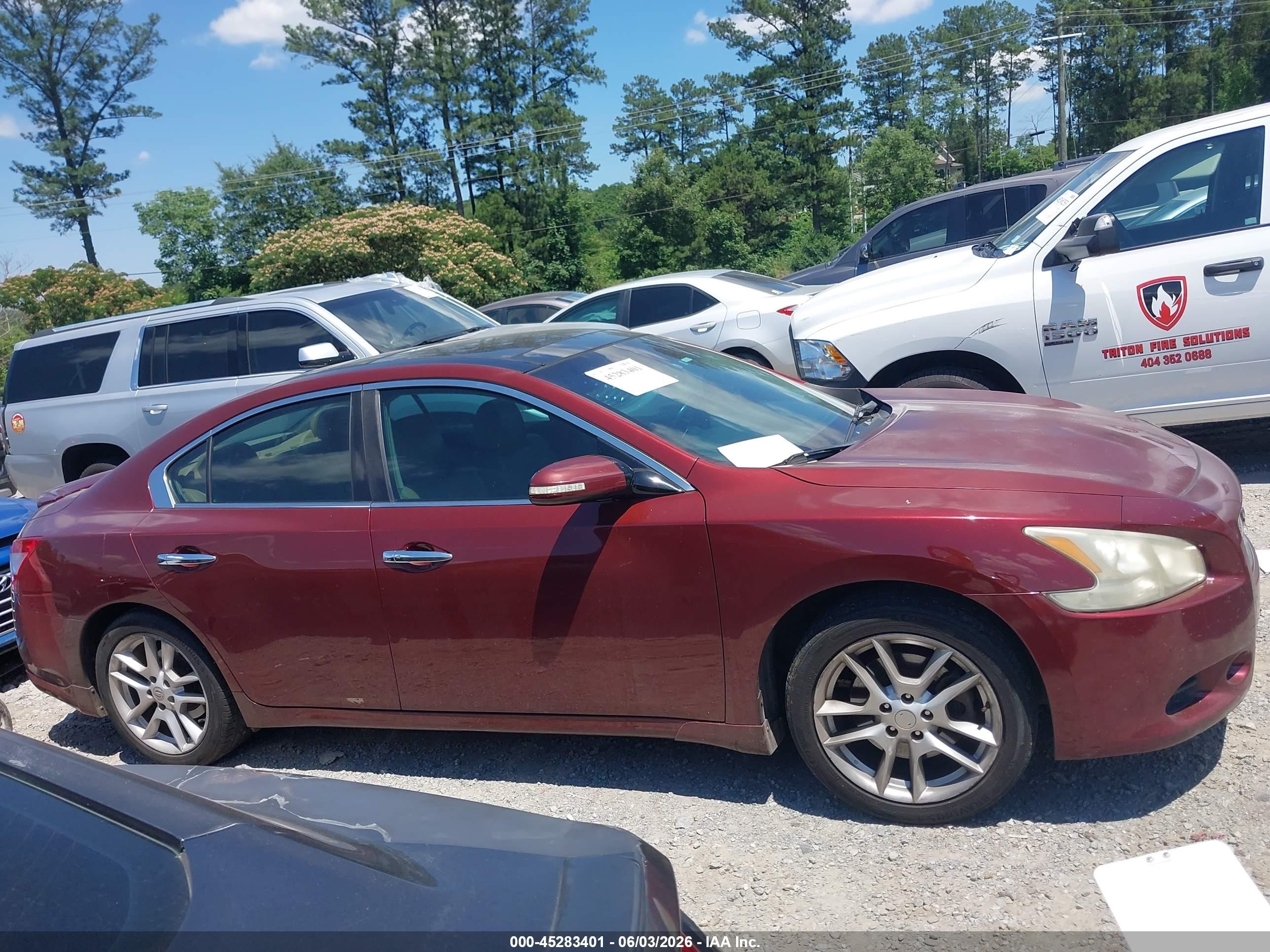 2011 Nissan Maxima 3.5 Sv Burgundy vin: 1N4AA5AP3BC839576