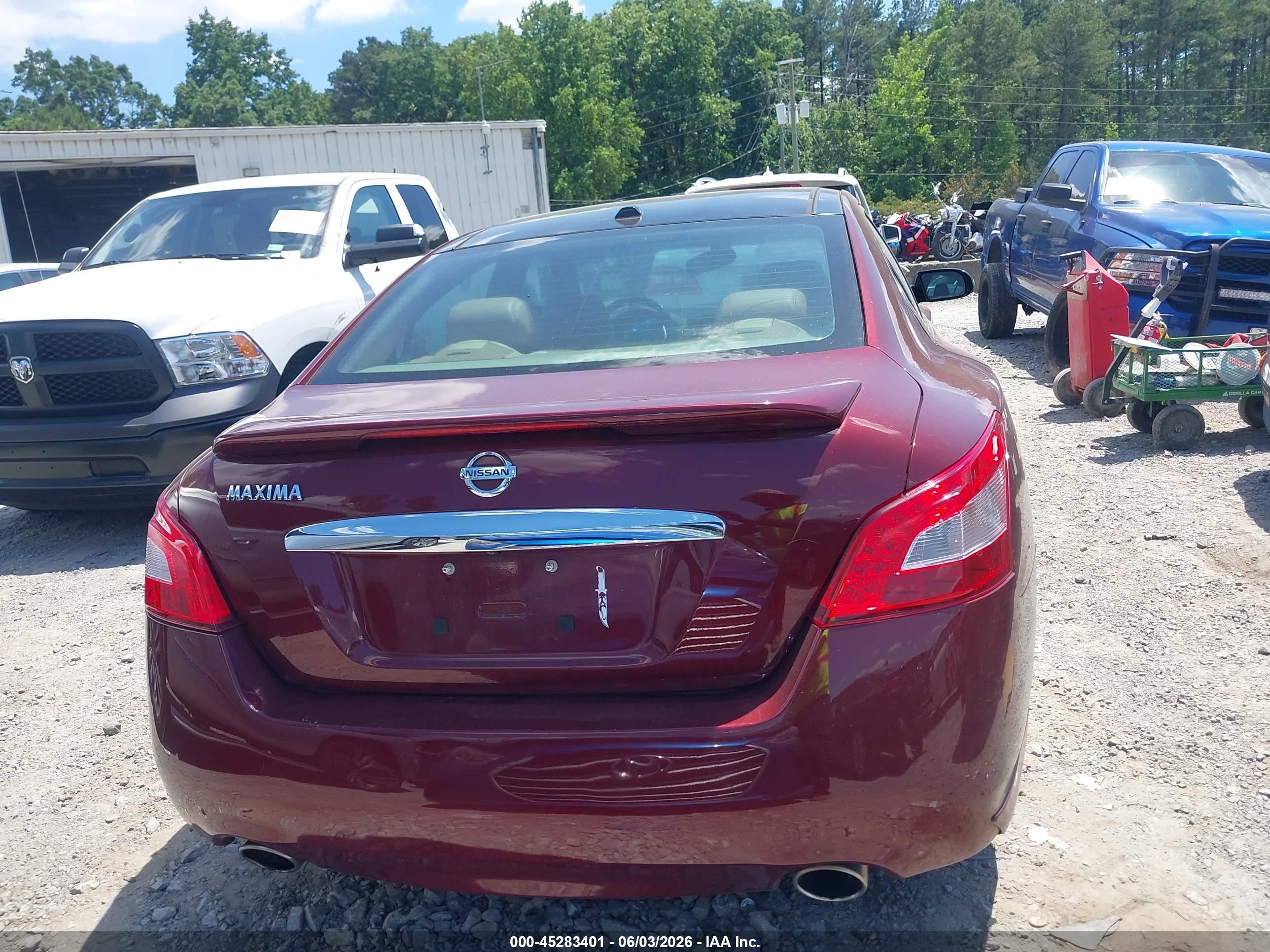 2011 Nissan Maxima 3.5 Sv Burgundy vin: 1N4AA5AP3BC839576