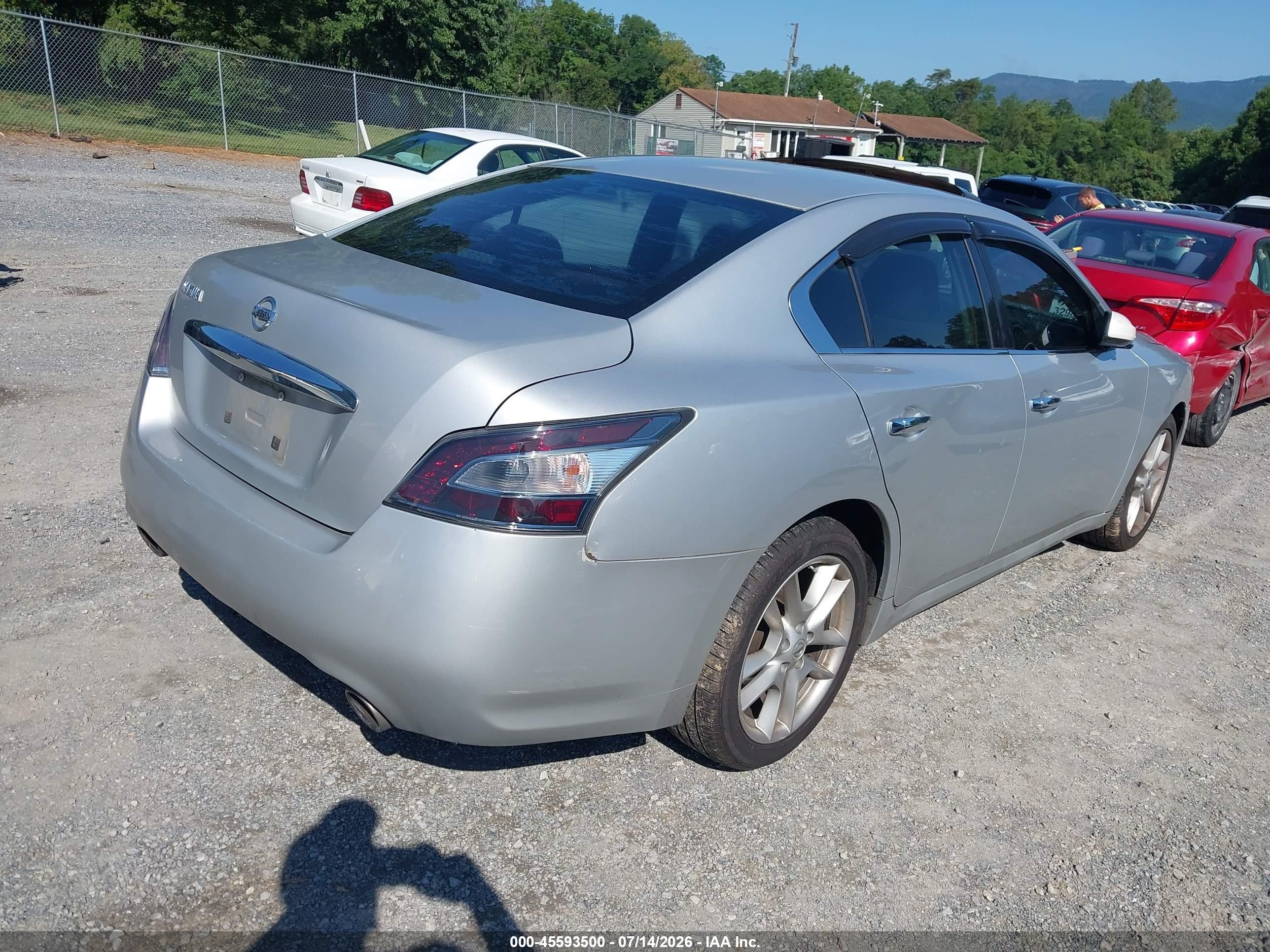 2013 Nissan Maxima 3.5 S Серебряный vin: 1N4AA5AP3DC800344