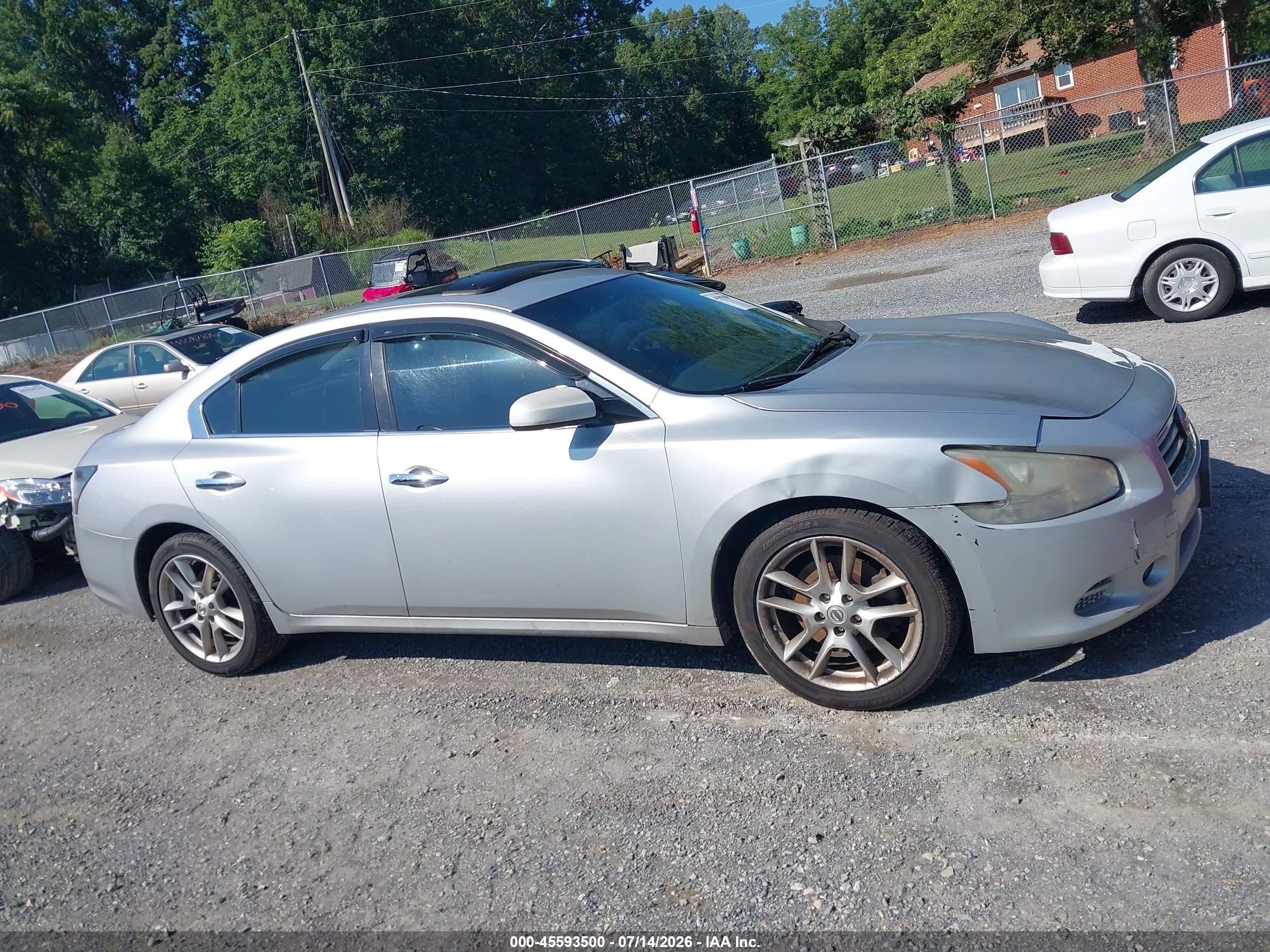 2013 Nissan Maxima 3.5 S Серебряный vin: 1N4AA5AP3DC800344