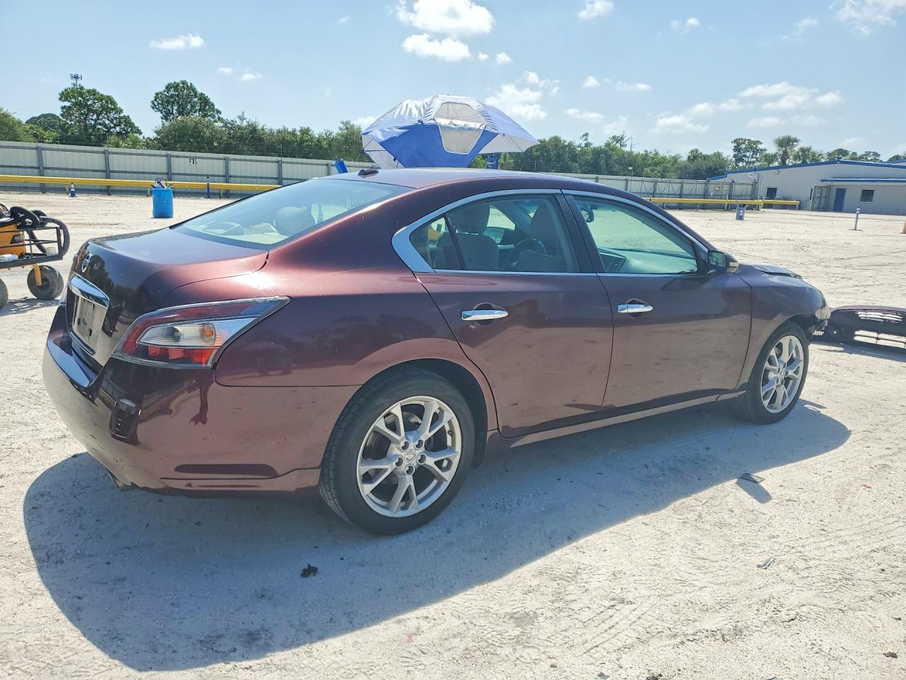 2014 Nissan Maxima 3.5 S Burgundy vin: 1N4AA5AP3EC445192