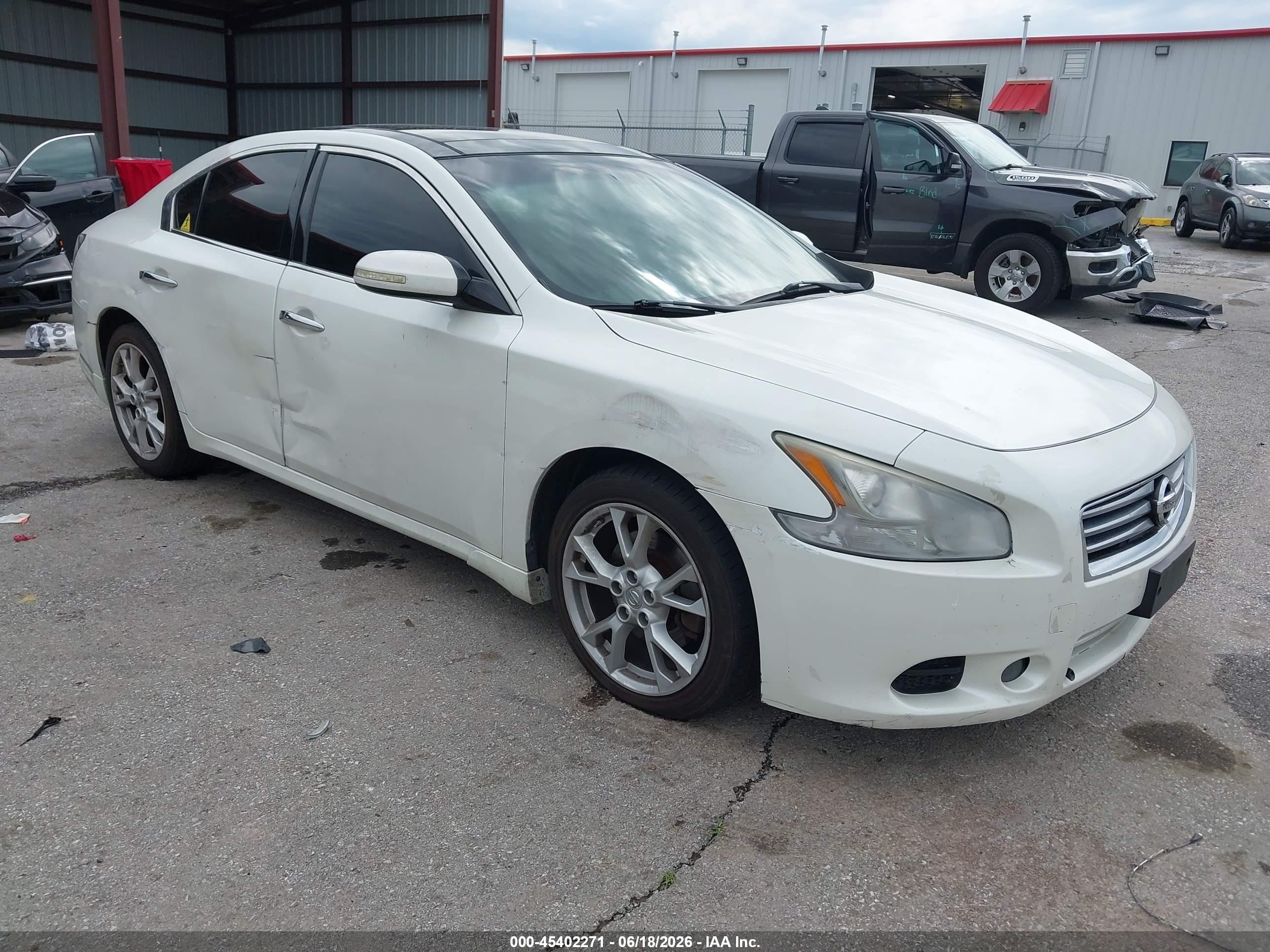 2014 Nissan Maxima 3.5 Sv White vin: 1N4AA5AP3EC449470