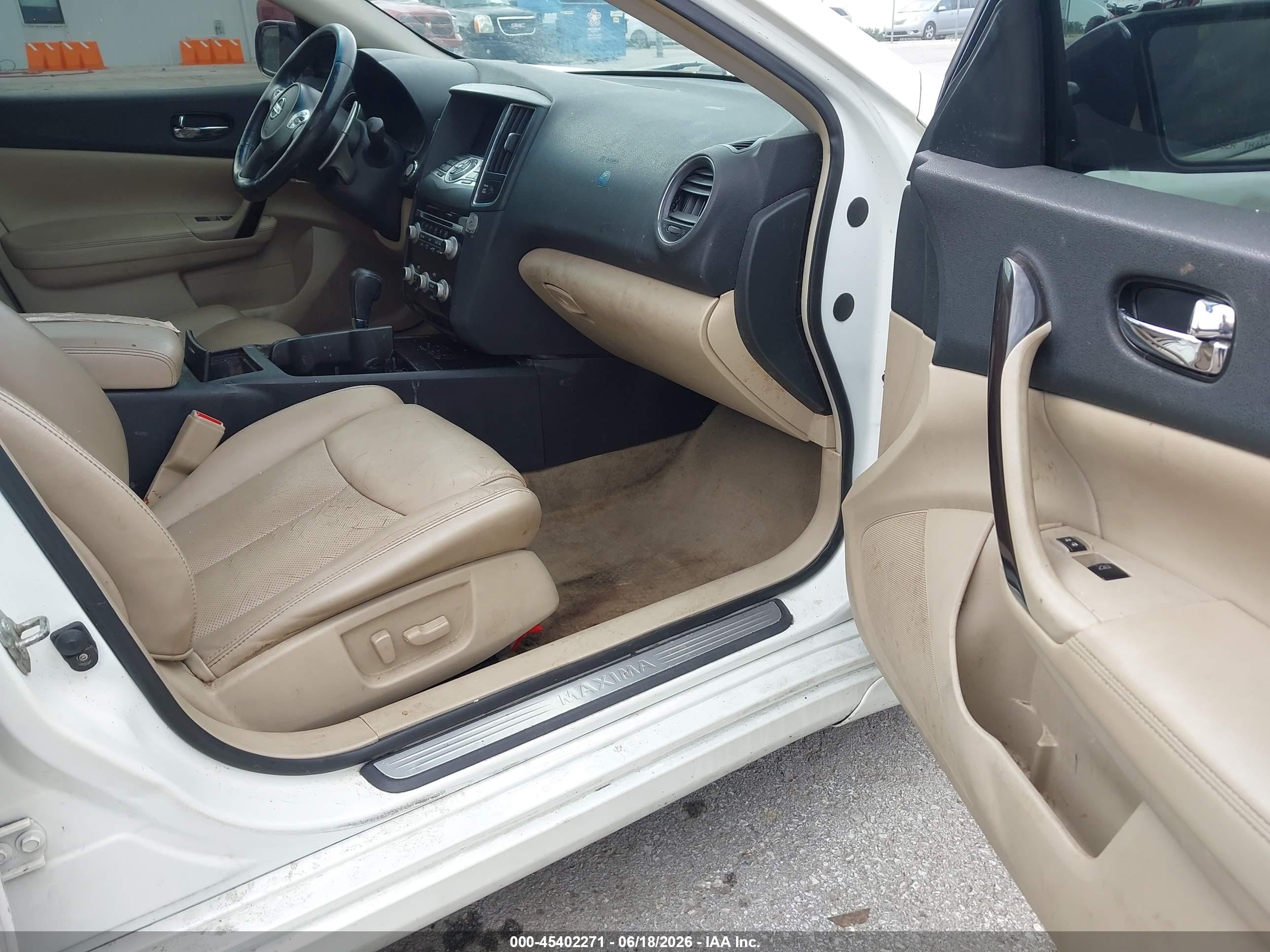 2014 Nissan Maxima 3.5 Sv White vin: 1N4AA5AP3EC449470