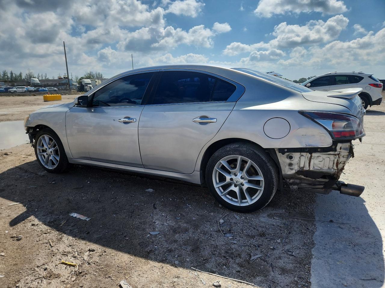 2014 Nissan Maxima 3.5 S Серебряный vin: 1N4AA5AP3EC489046