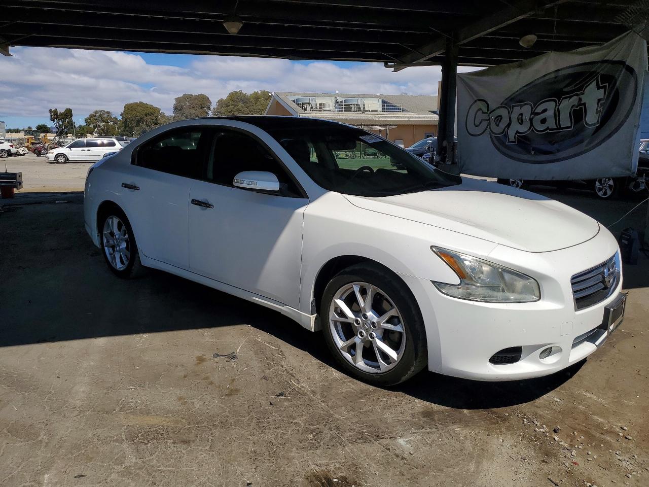 2012 Nissan Maxima 3.5 S Белый vin: 1N4AA5AP4CC854119