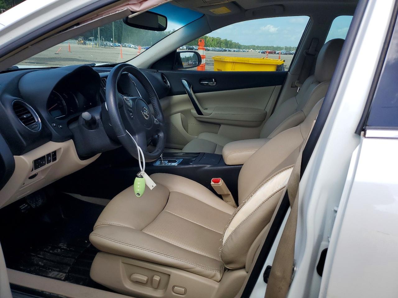 2013 Nissan Maxima 3.5 S Белый vin: 1N4AA5AP4DC829755