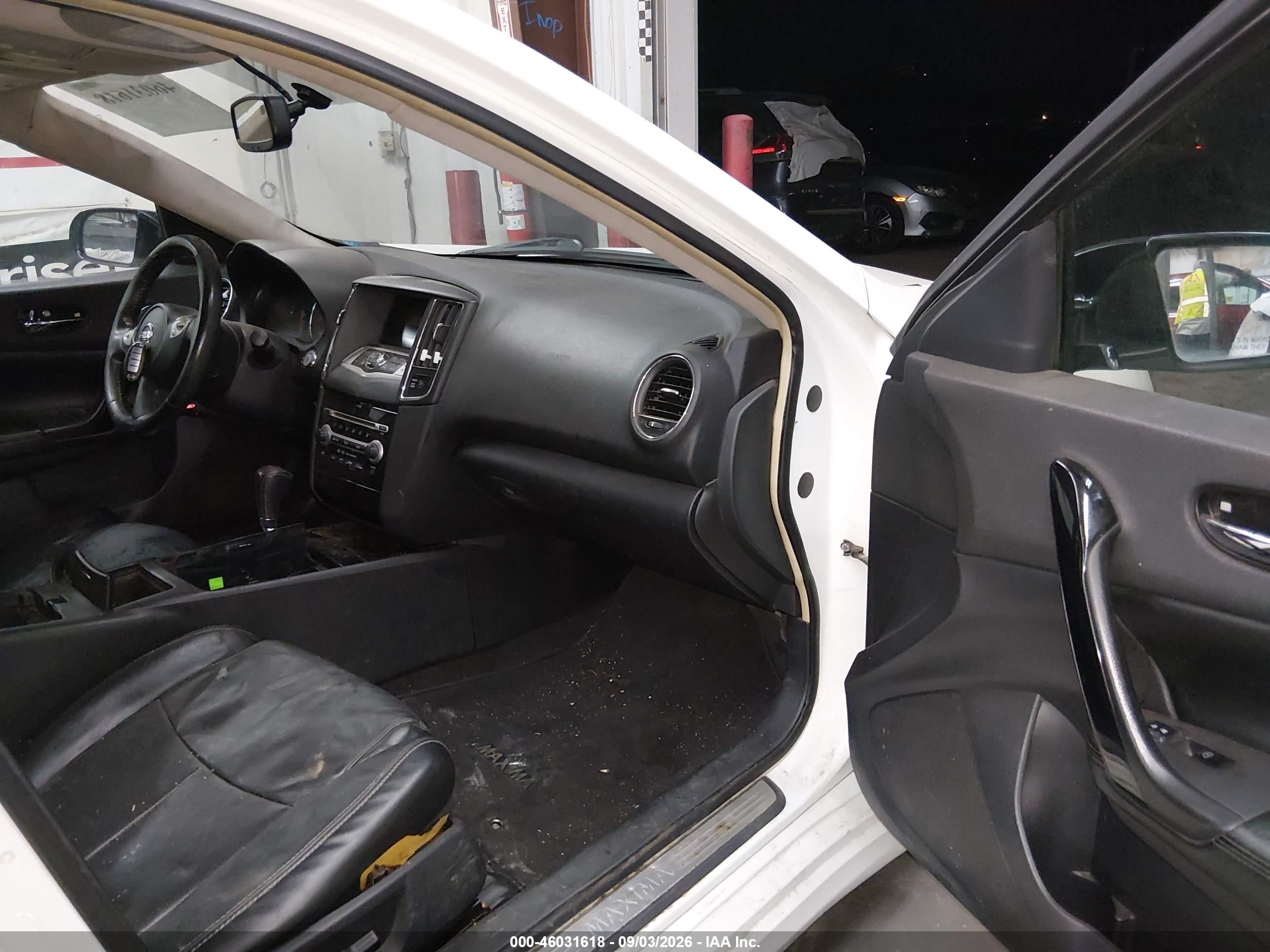 2013 Nissan Maxima 3.5 Sv White vin: 1N4AA5AP4DC833076