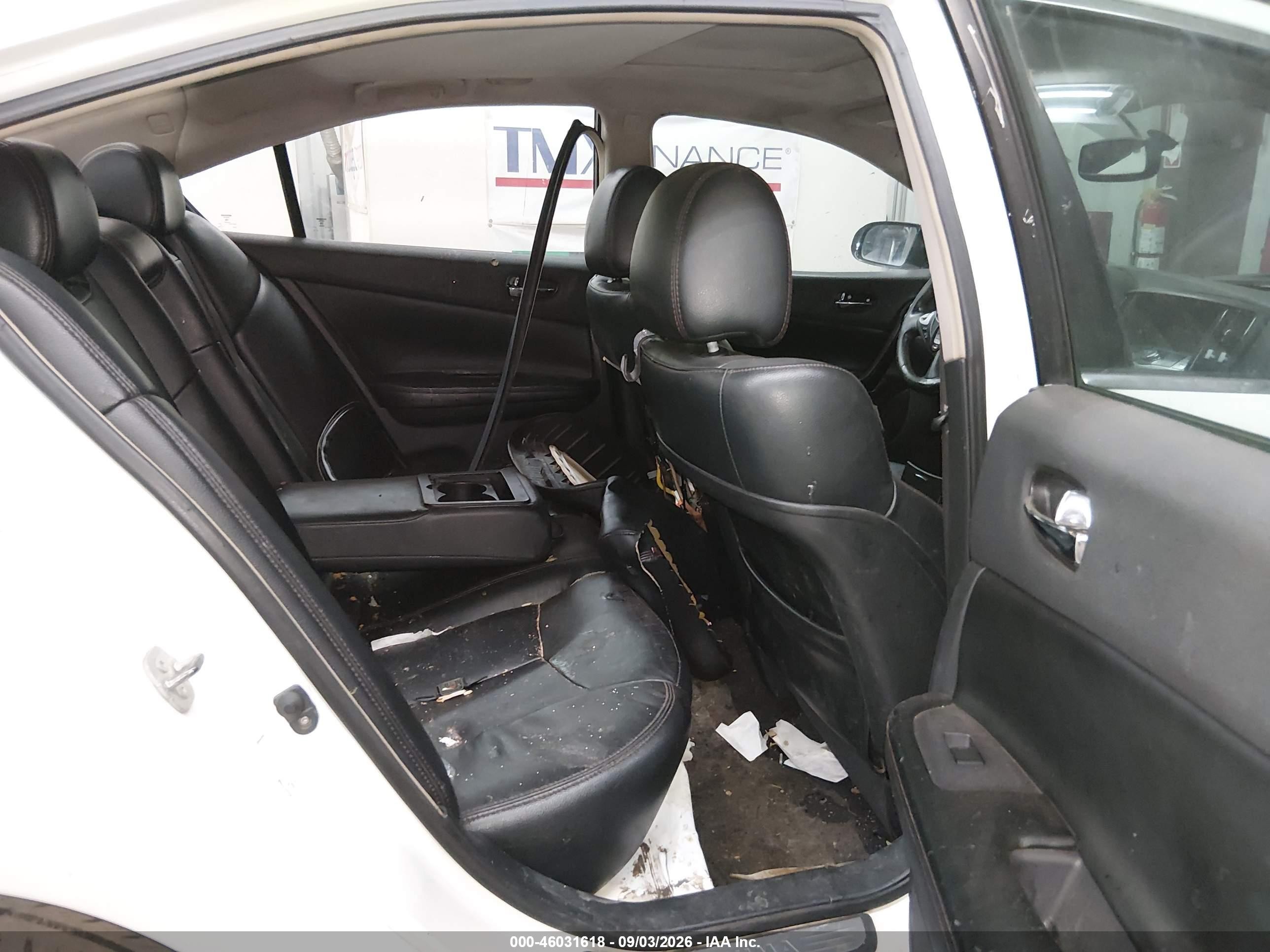 2013 Nissan Maxima 3.5 Sv White vin: 1N4AA5AP4DC833076
