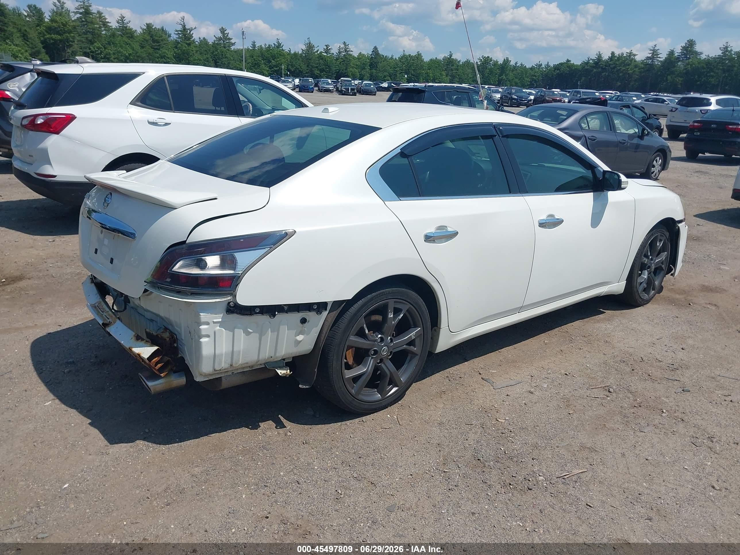 2013 Nissan Maxima 3.5 Sv White vin: 1N4AA5AP4DC847222