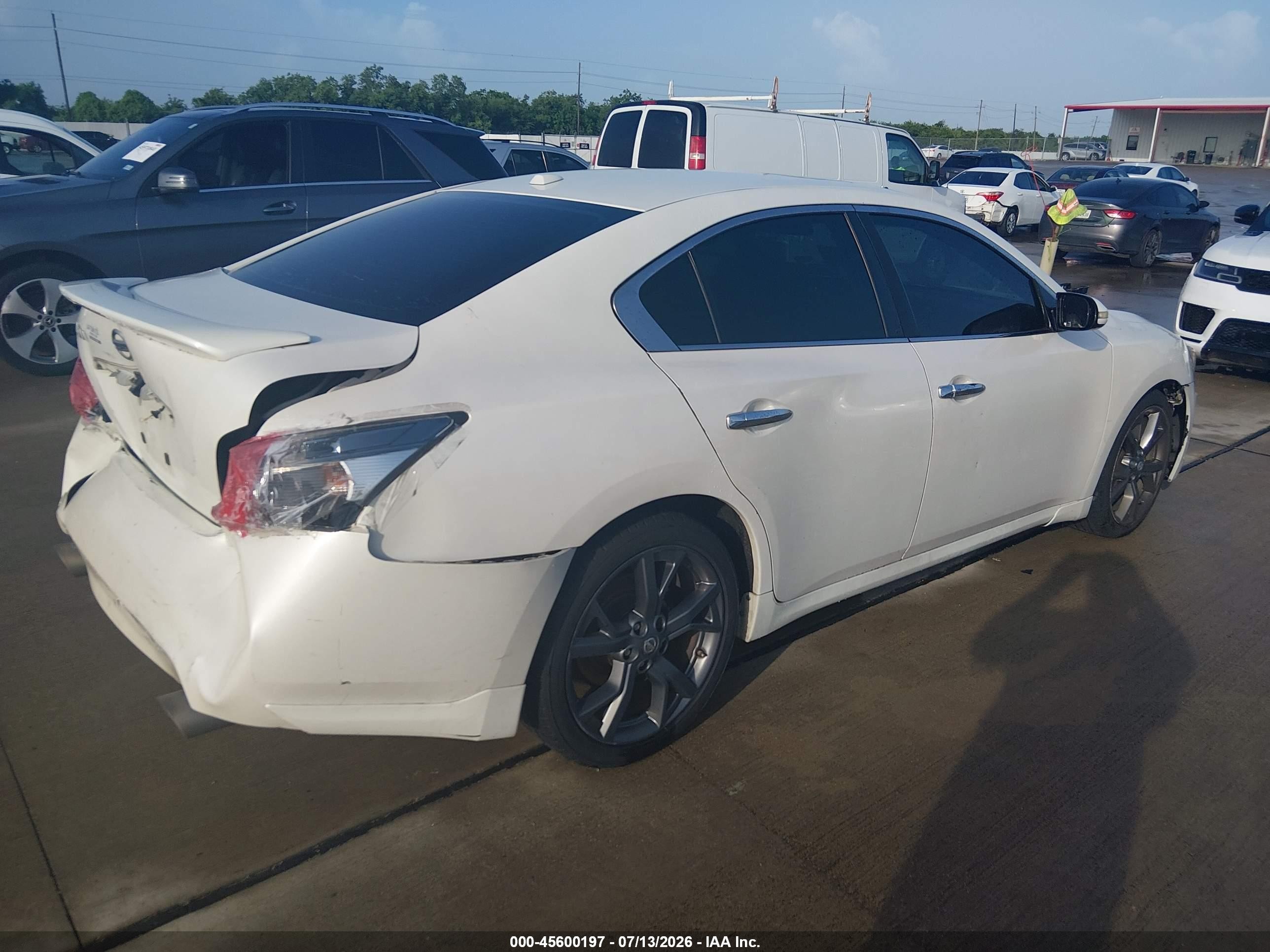 2014 Nissan Maxima 3.5 Sv White vin: 1N4AA5AP4EC487094