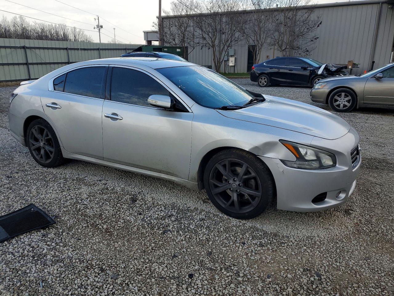 2014 Niss Maxima S Silver vin: 1N4AA5AP4EC907842