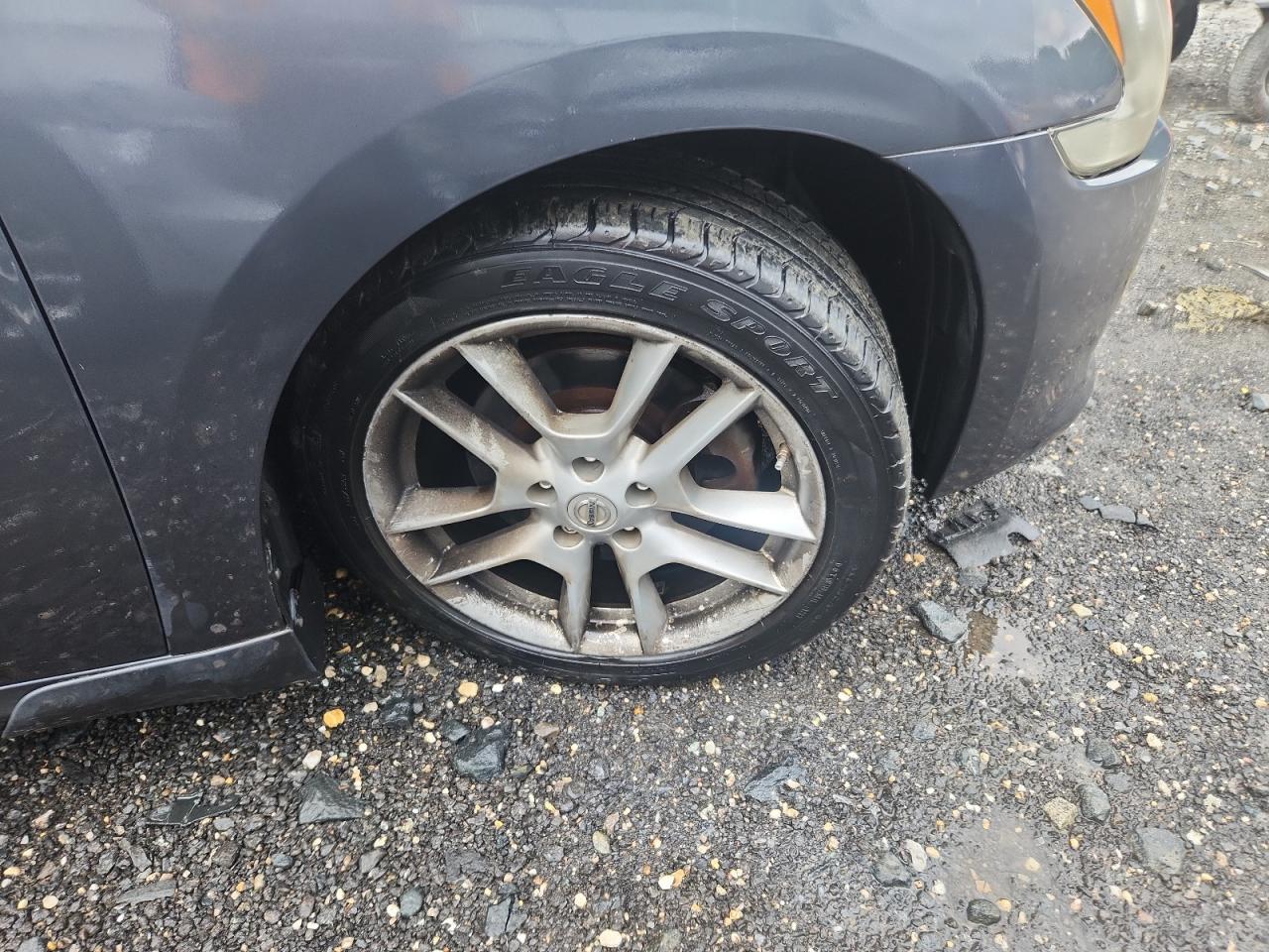 2010 Nissan Maxima 3.5 S Blue vin: 1N4AA5AP5AC844437 Damage: Right Front Wheel, Curb Rash, 11 To 12 Inches