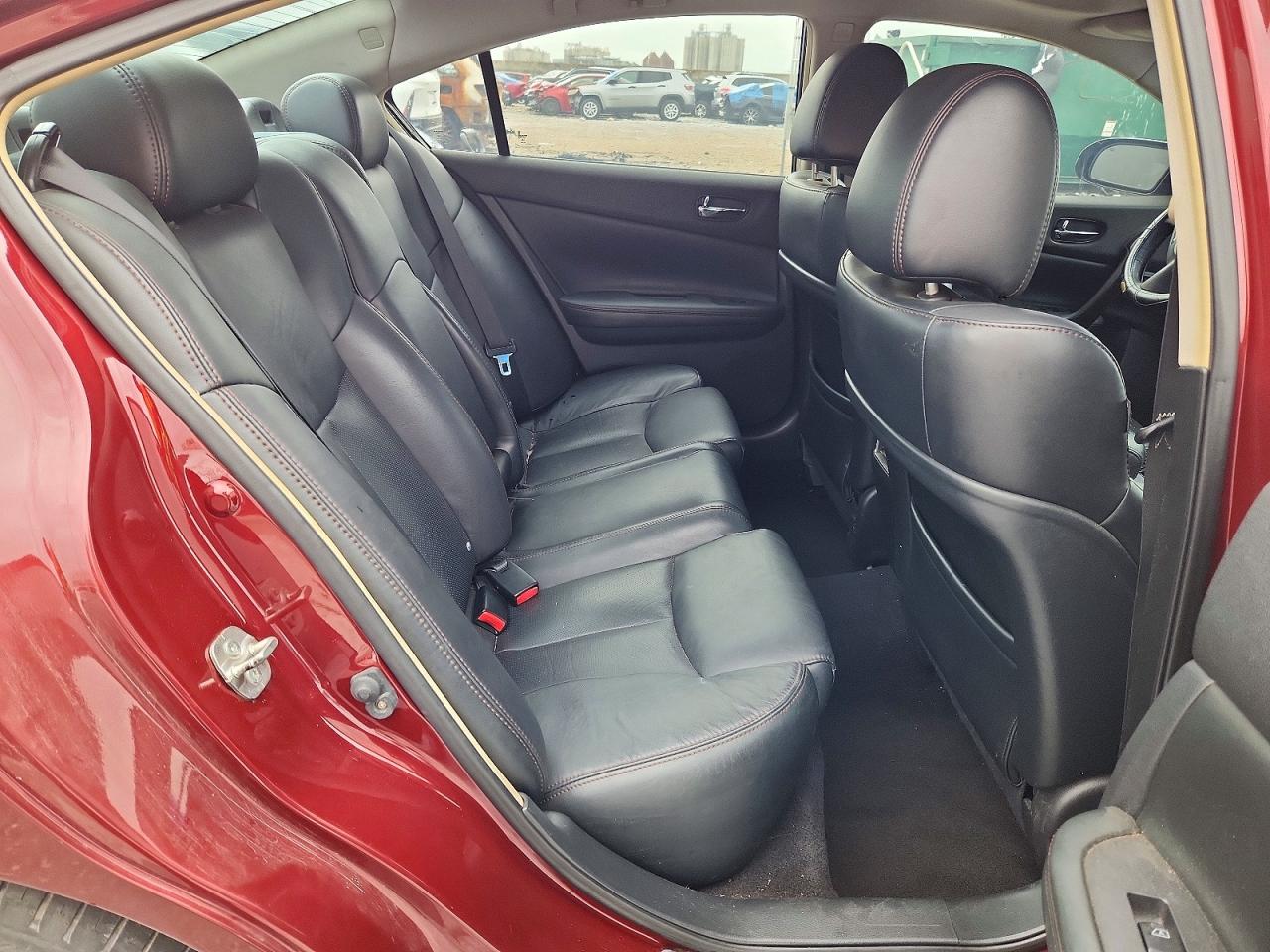 2011 Nissan Maxima 3.5 S Burgundy vin: 1N4AA5AP5BC841037