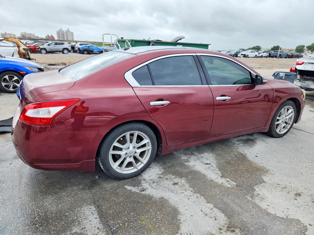 2011 Nissan Maxima 3.5 S Burgundy vin: 1N4AA5AP5BC841037