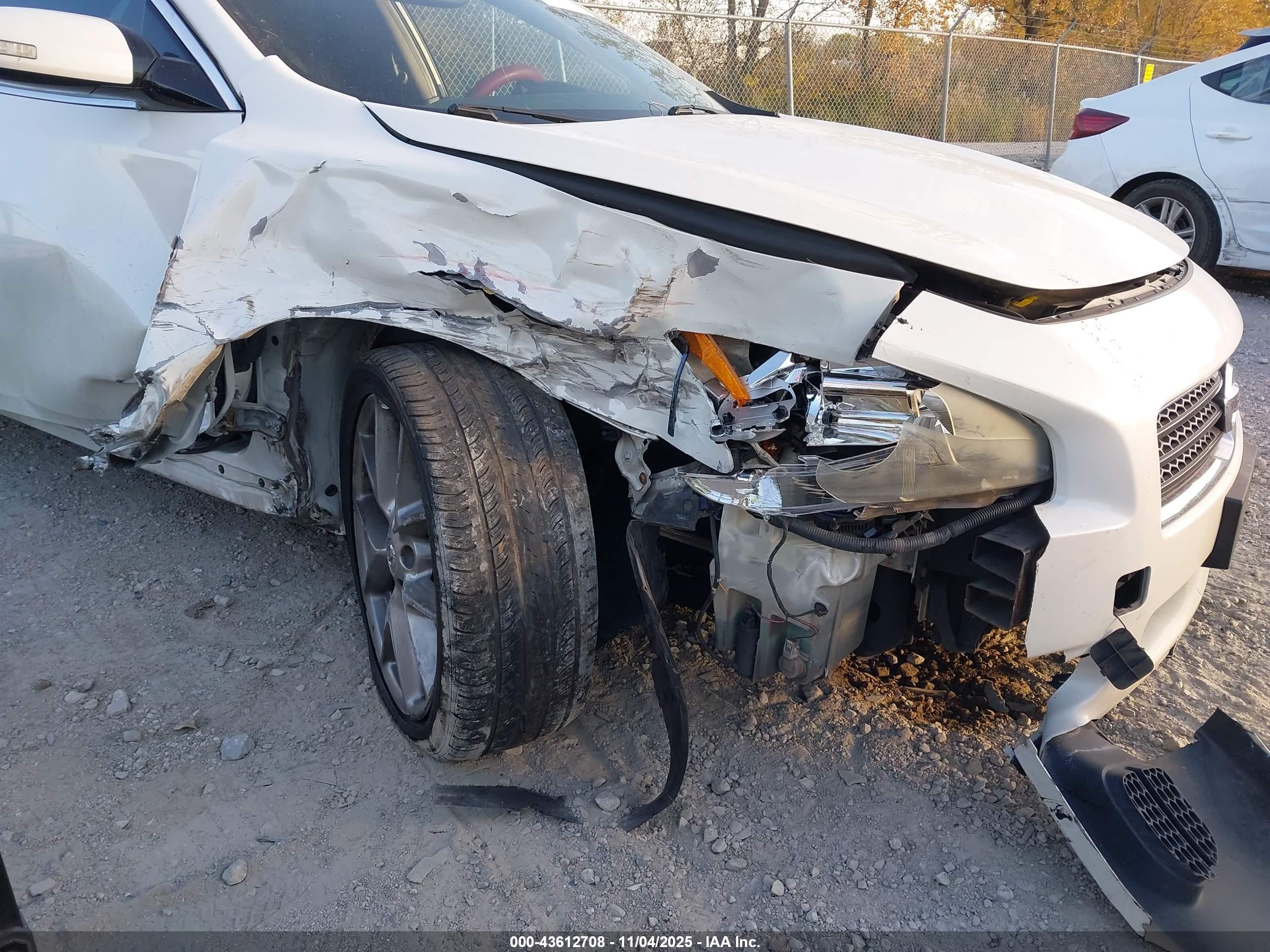 2011 Nissan Maxima 3.5 Sv White vin: 1N4AA5AP5BC862129
