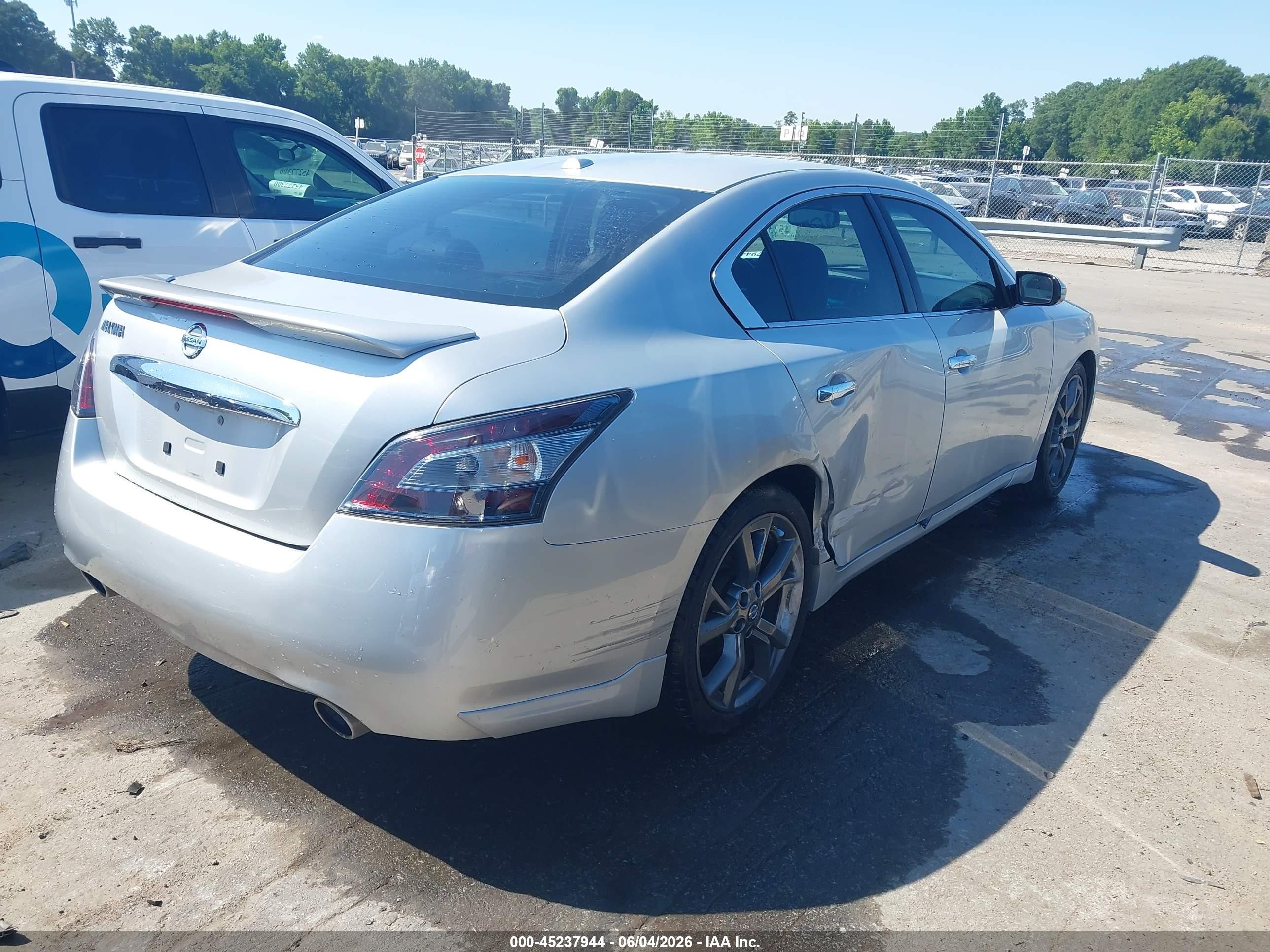 2014 Nissan Maxima 3.5 Sv Silver vin: 1N4AA5AP5EC440396
