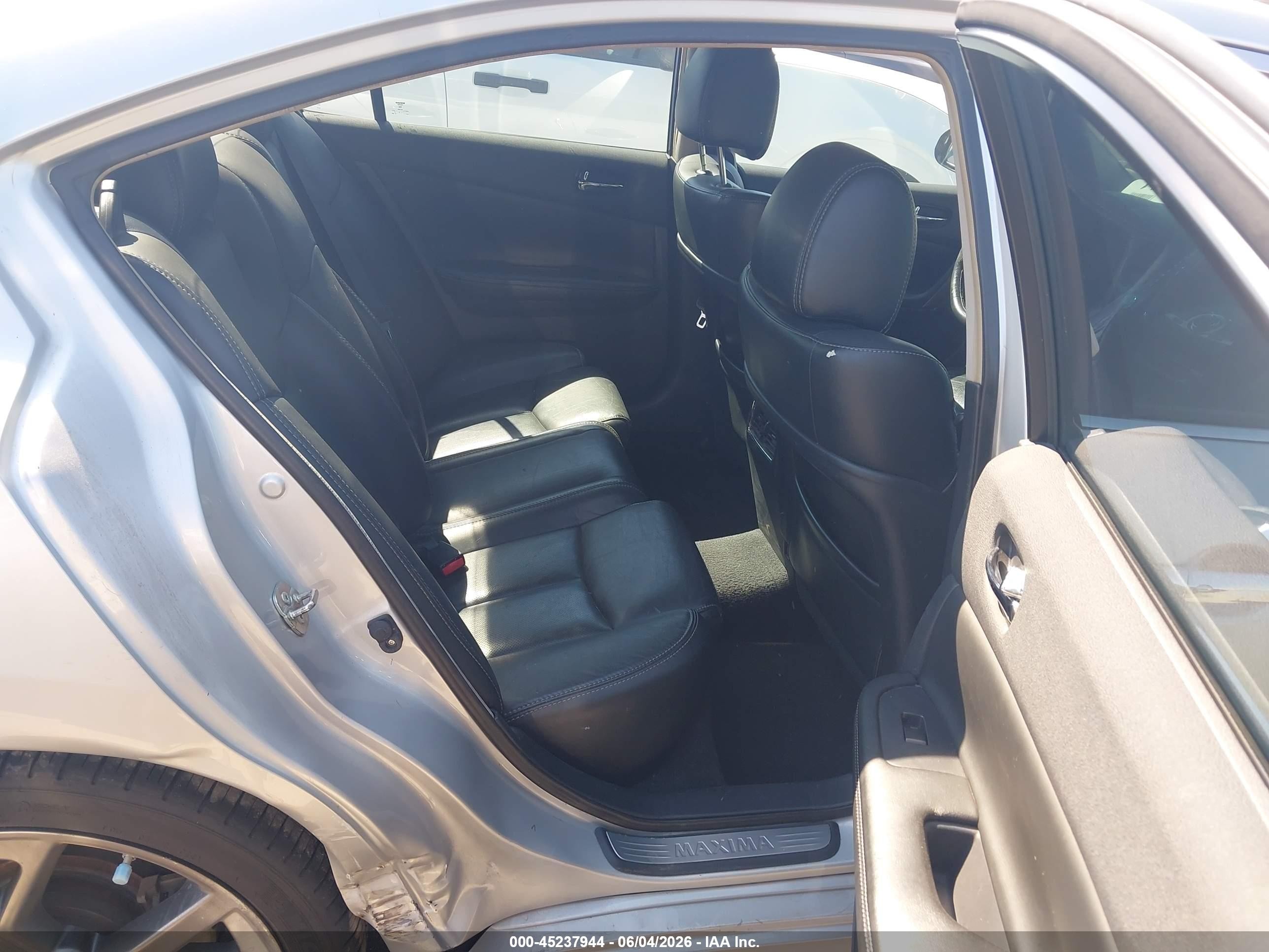 2014 Nissan Maxima 3.5 Sv Silver vin: 1N4AA5AP5EC440396