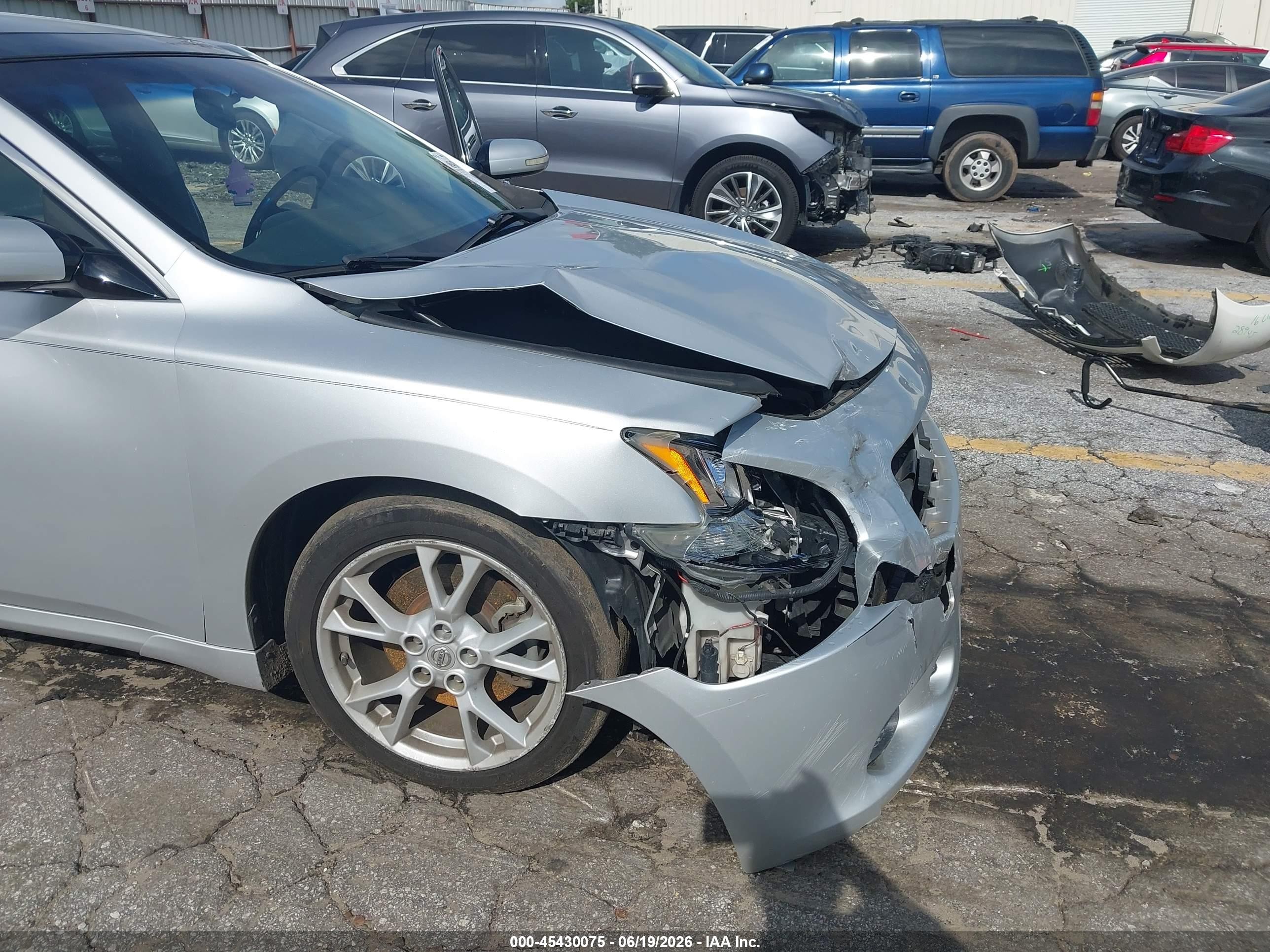 2014 Nissan Maxima 3.5 Sv Silver vin: 1N4AA5AP5EC477092