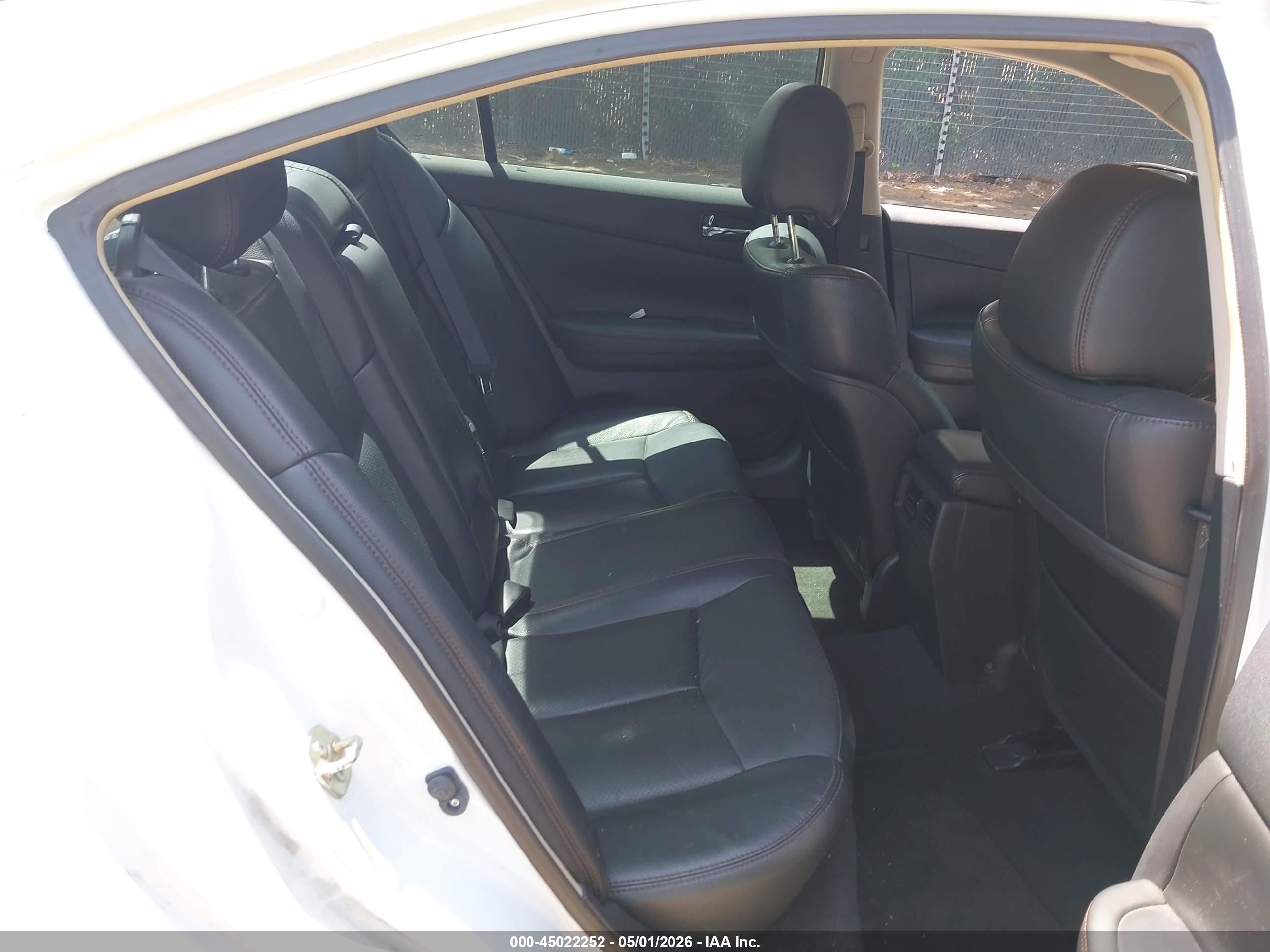 2014 Nissan Maxima 3.5 Sv White vin: 1N4AA5AP5EC478016