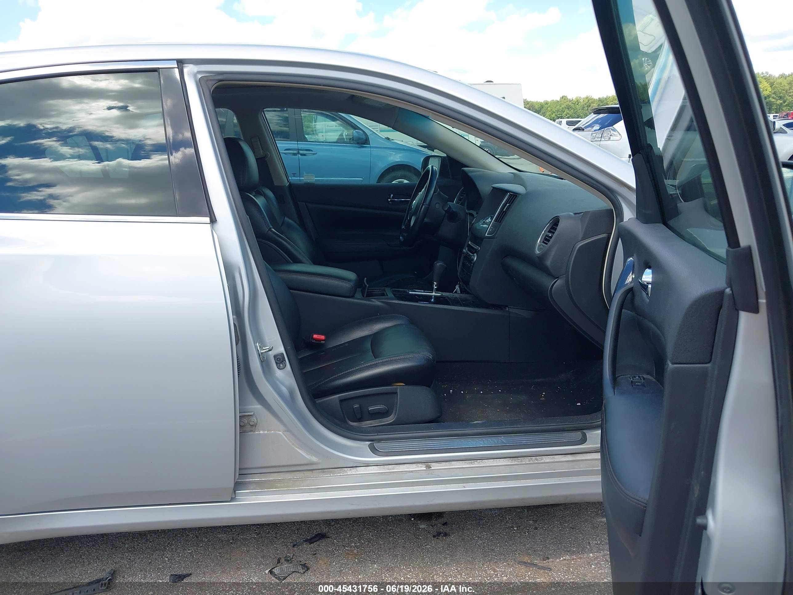 2011 Nissan Maxima 3.5 S Серебряный vin: 1N4AA5AP6BC817250