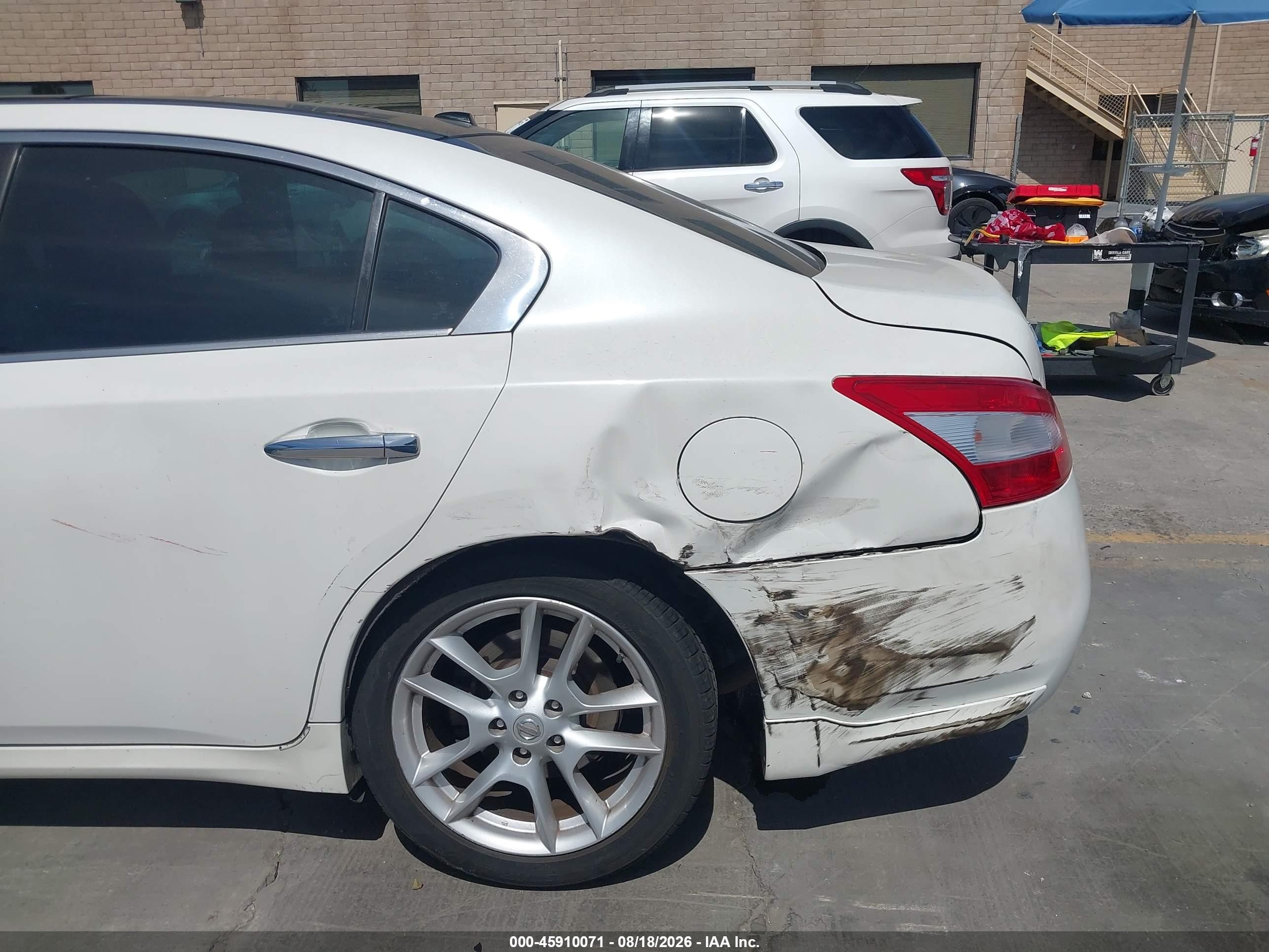 2011 Nissan Maxima 3.5 Sv White vin: 1N4AA5AP6BC849809