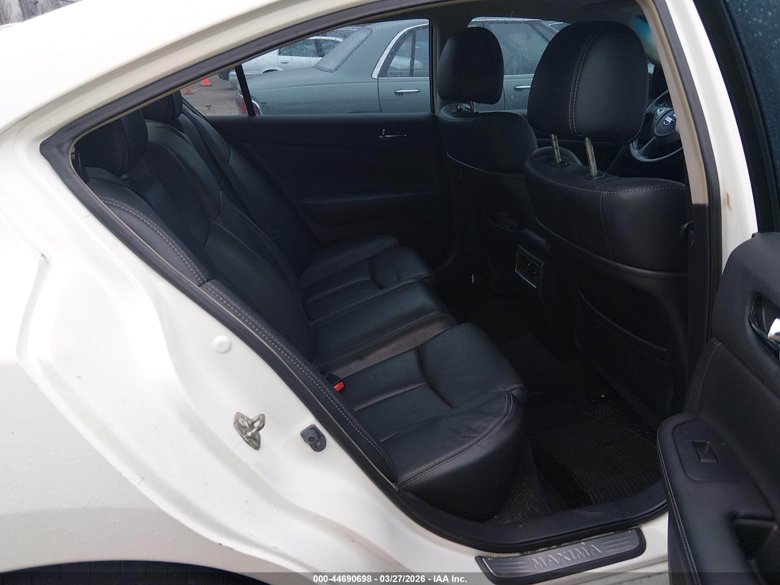 2012 Nissan Maxima 3.5 Sv White vin: 1N4AA5AP6CC831084