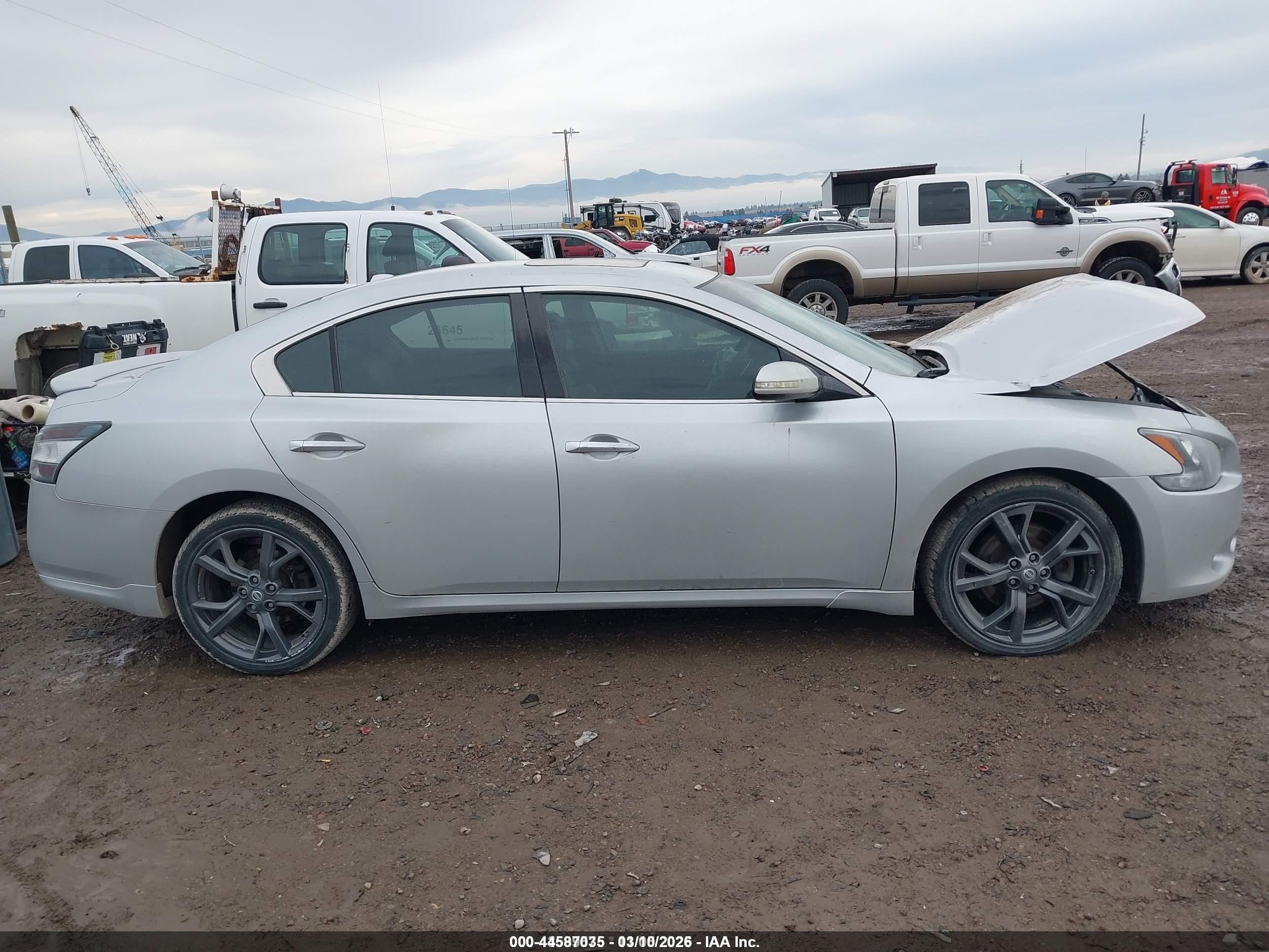2013 Nissan Maxima 3.5 Sv Silver vin: 1N4AA5AP6DC811130