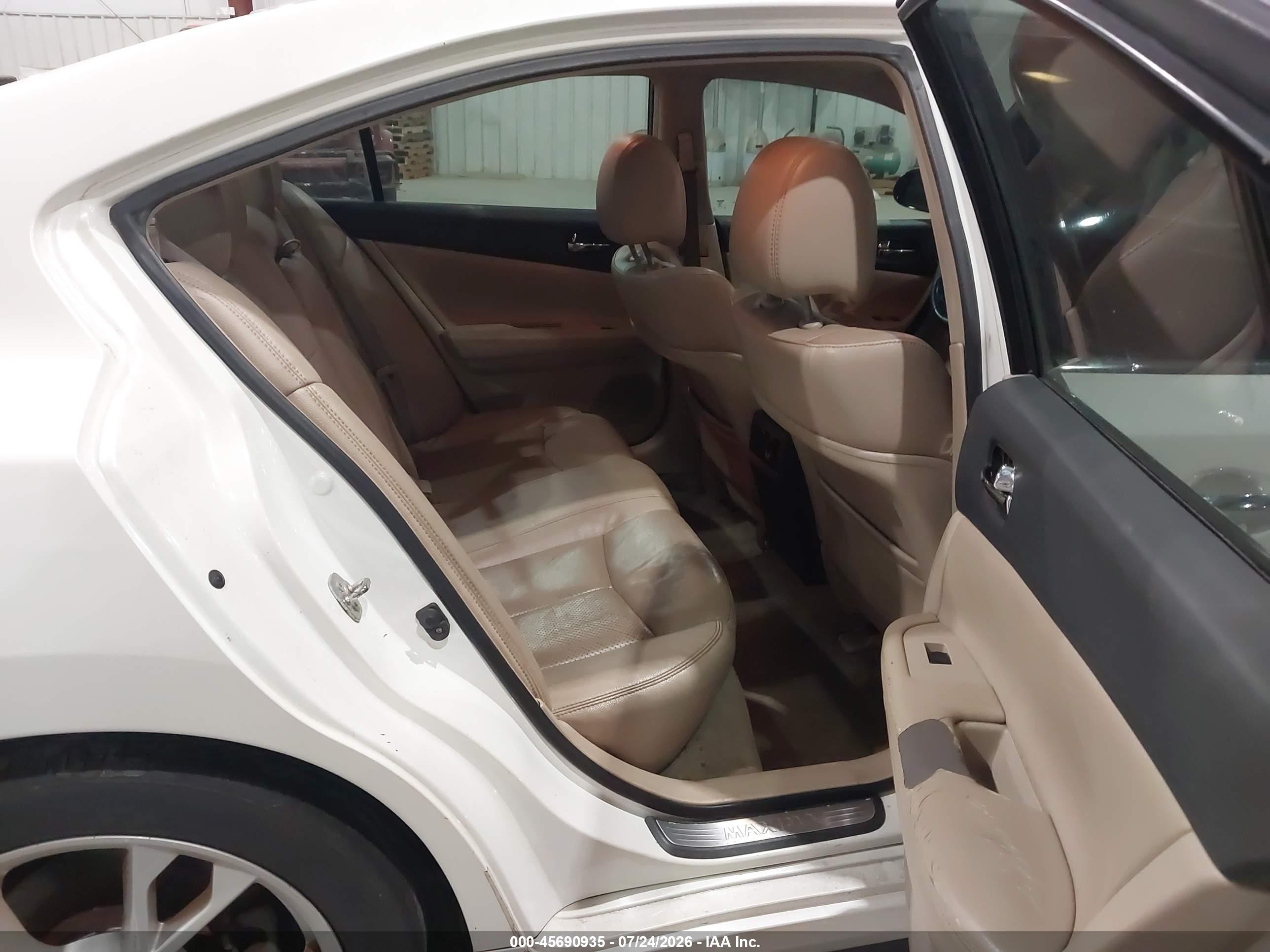 2013 Nissan Maxima 3.5 Sv White vin: 1N4AA5AP6DC845536