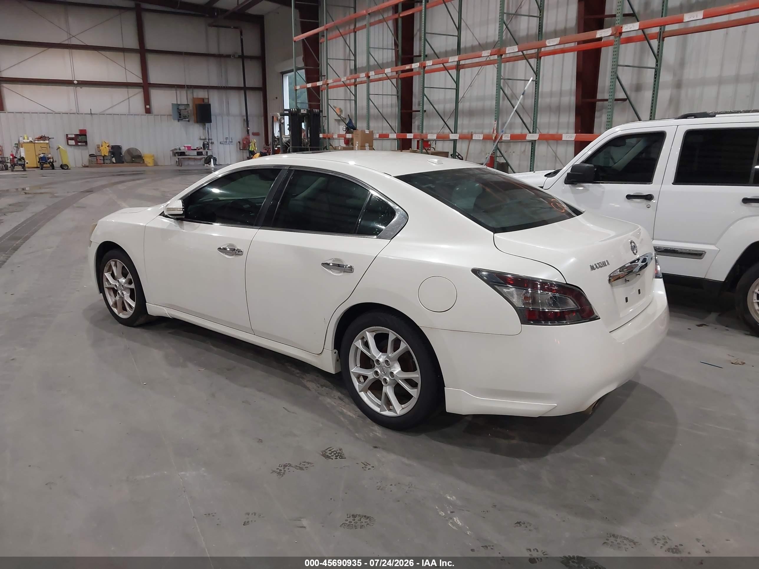 2013 Nissan Maxima 3.5 Sv White vin: 1N4AA5AP6DC845536