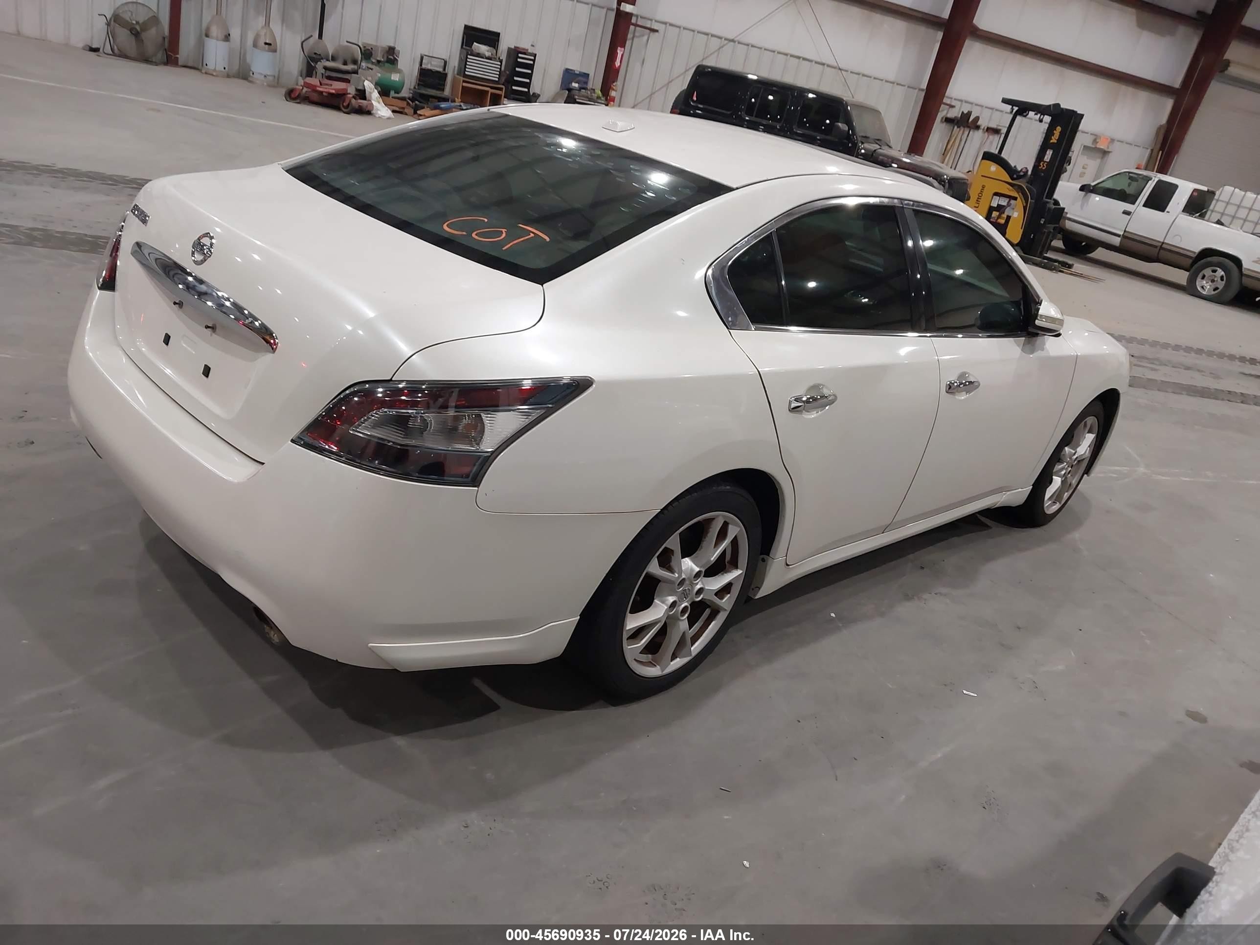 2013 Nissan Maxima 3.5 Sv White vin: 1N4AA5AP6DC845536