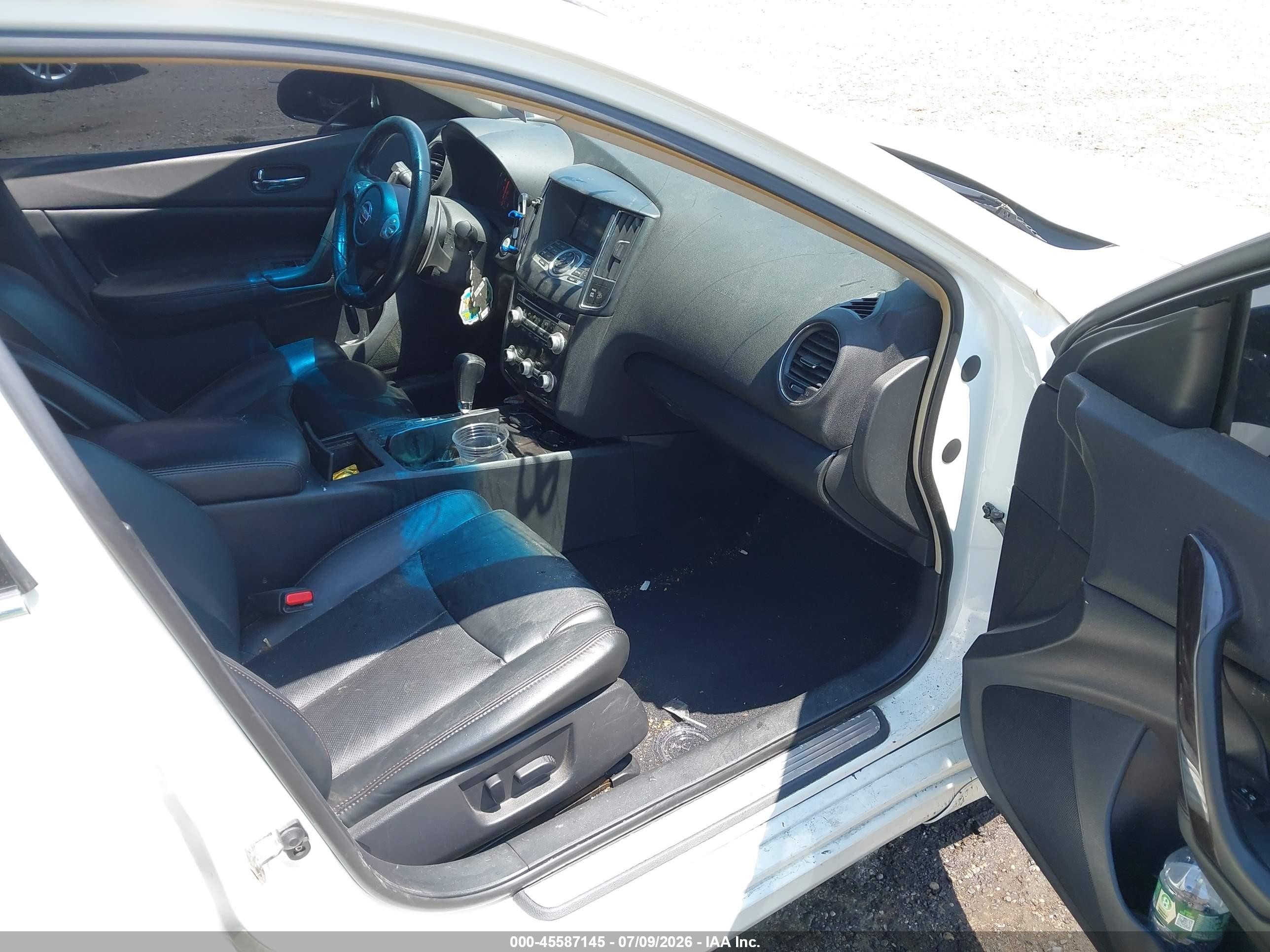 2014 Nissan Maxima 3.5 Sv White vin: 1N4AA5AP7EC435961