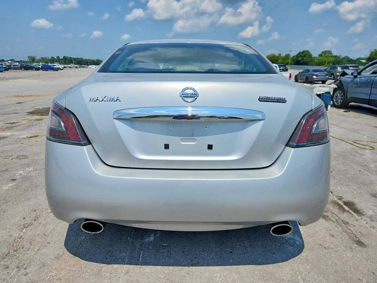 2014 Nissan Maxima 3.5 S Серебряный vin: 1N4AA5AP7EC451285