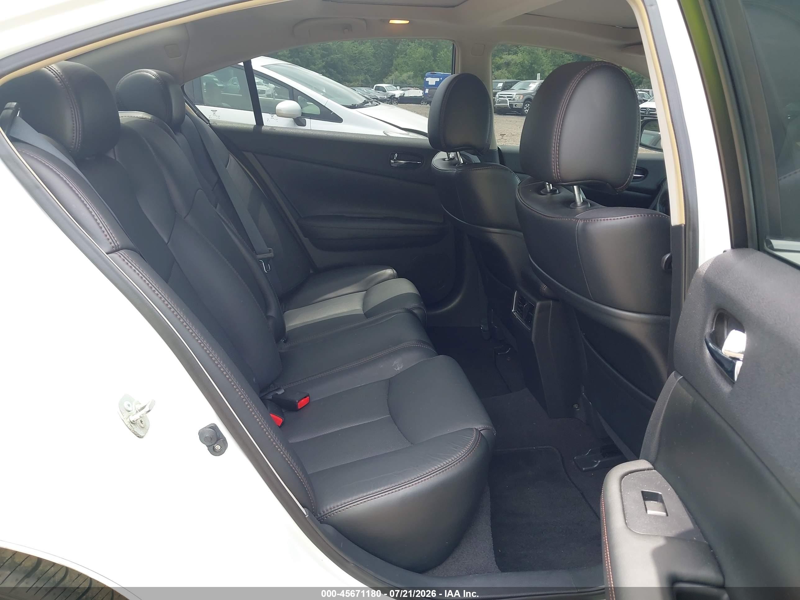 2014 Nissan Maxima 3.5 Sv White vin: 1N4AA5AP7EC472542