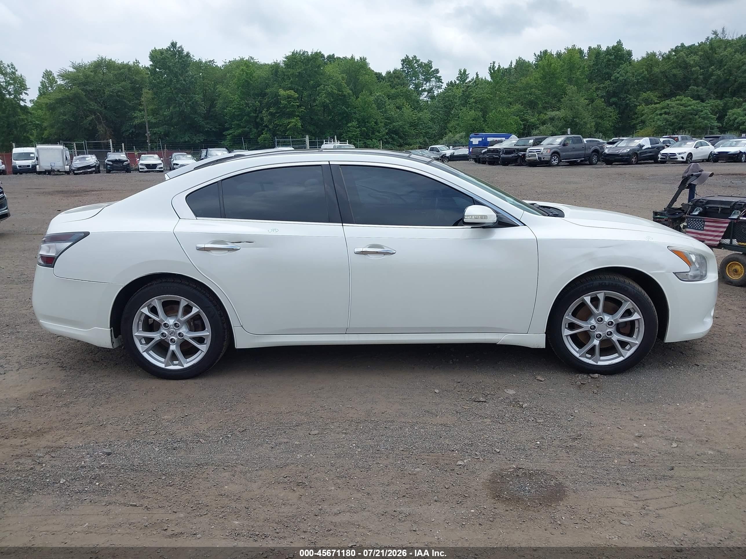 2014 Nissan Maxima 3.5 Sv White vin: 1N4AA5AP7EC472542