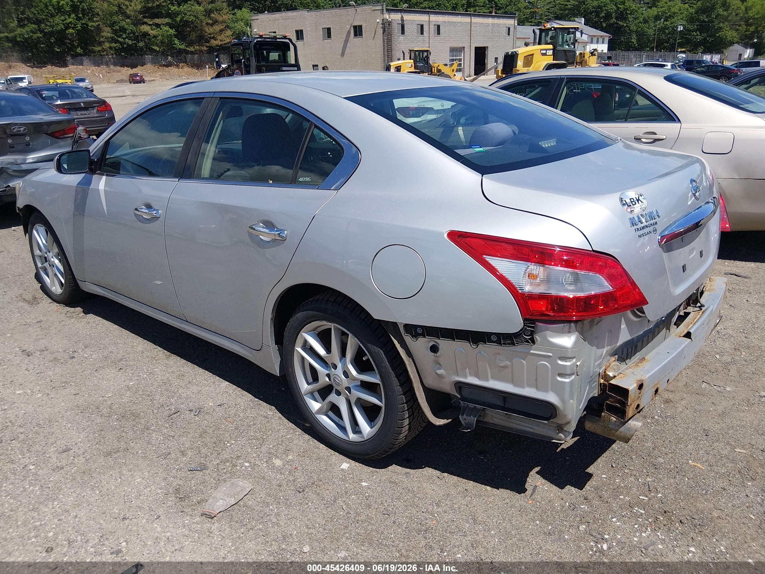 2011 Nissan Maxima 3.5 S Silver vin: 1N4AA5AP8BC852050