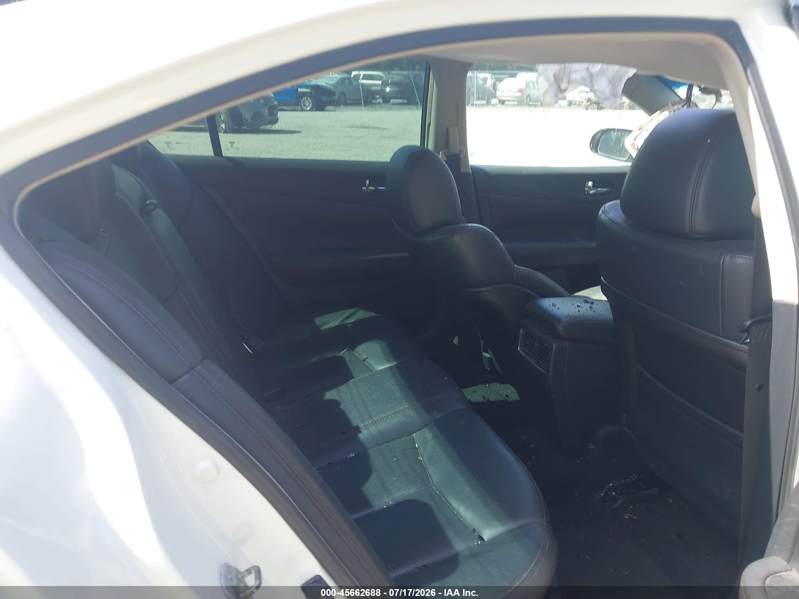 2011 Nissan Maxima 3.5 Sv White vin: 1N4AA5AP8BC867891