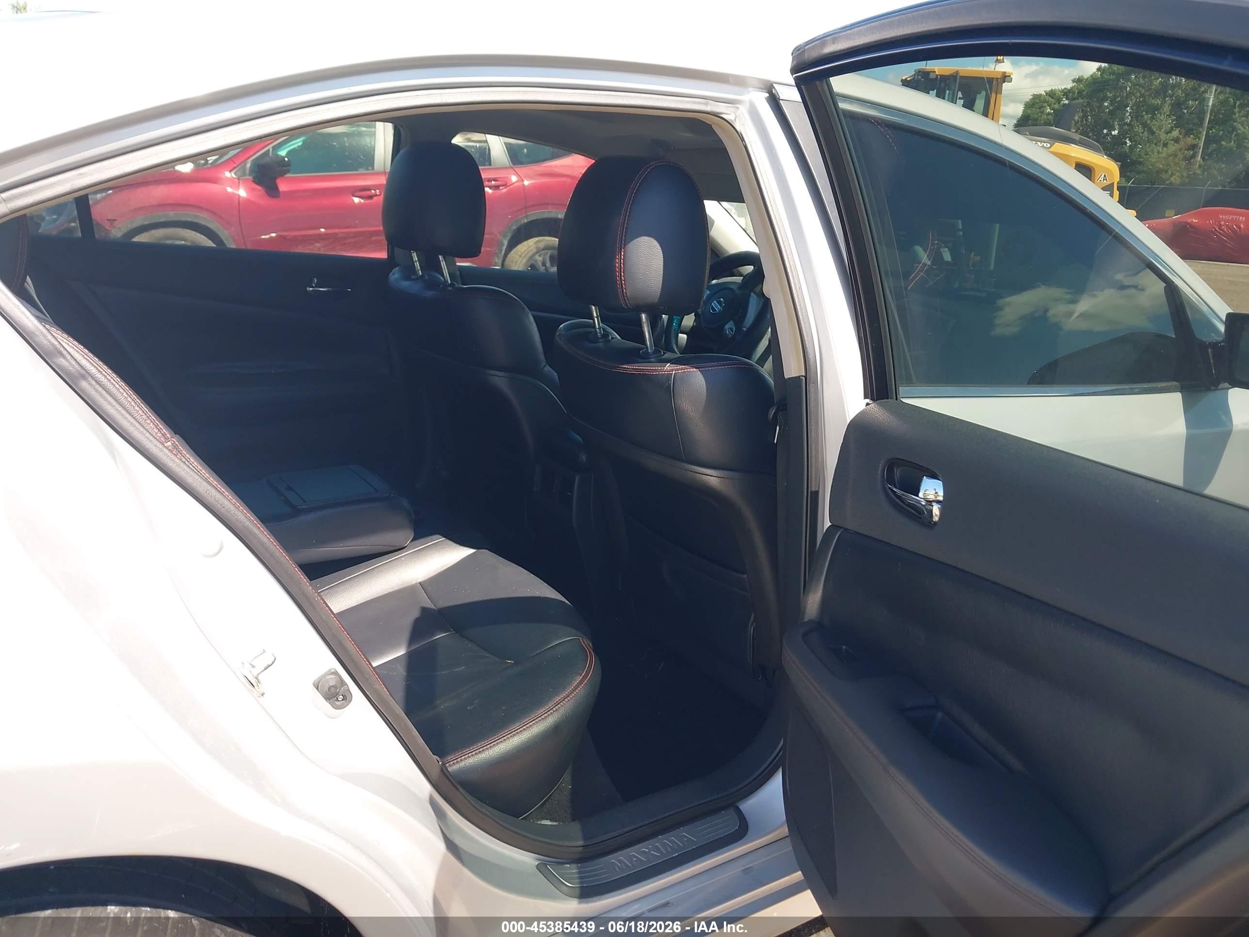2012 Nissan Maxima 3.5 S Silver vin: 1N4AA5AP8CC814660