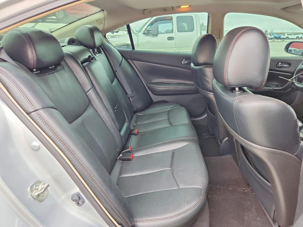 2012 Nissan Maxima Silver vin: 1N4AA5AP8CC817879