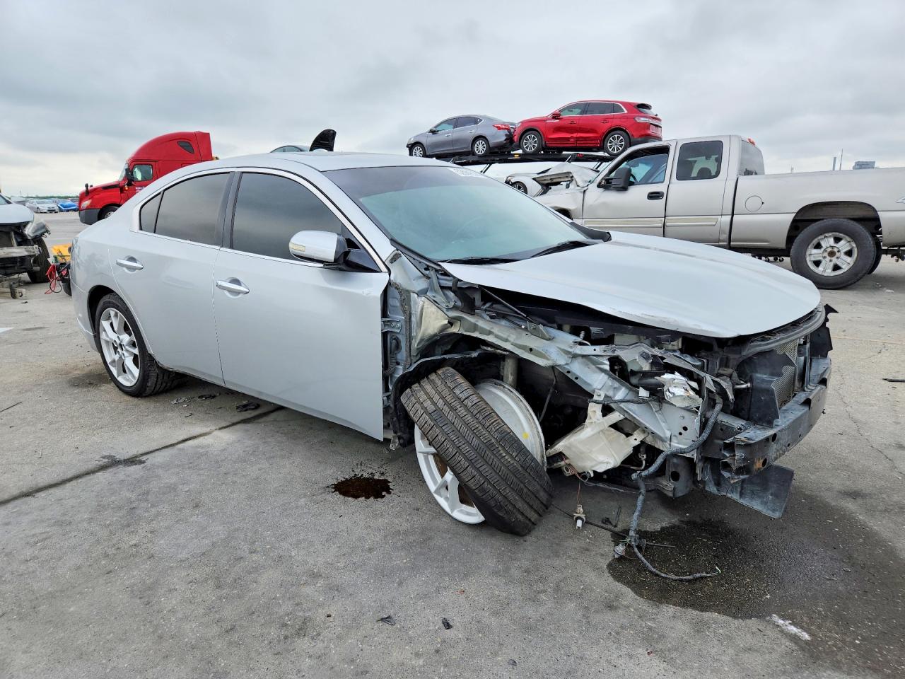 2012 Nissan Maxima Silver vin: 1N4AA5AP8CC817879