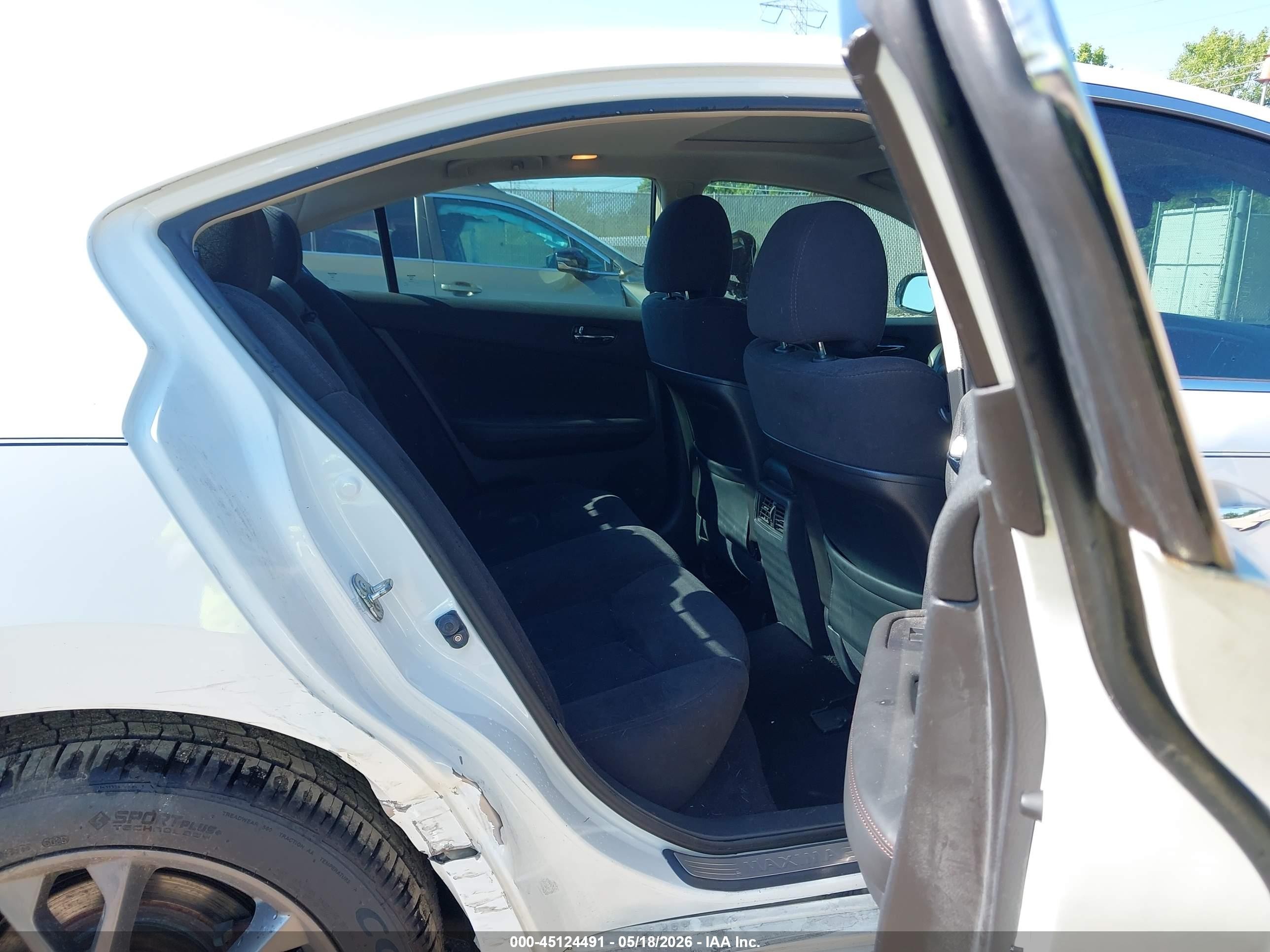 2012 Nissan Maxima 3.5 S White vin: 1N4AA5AP8CC822063