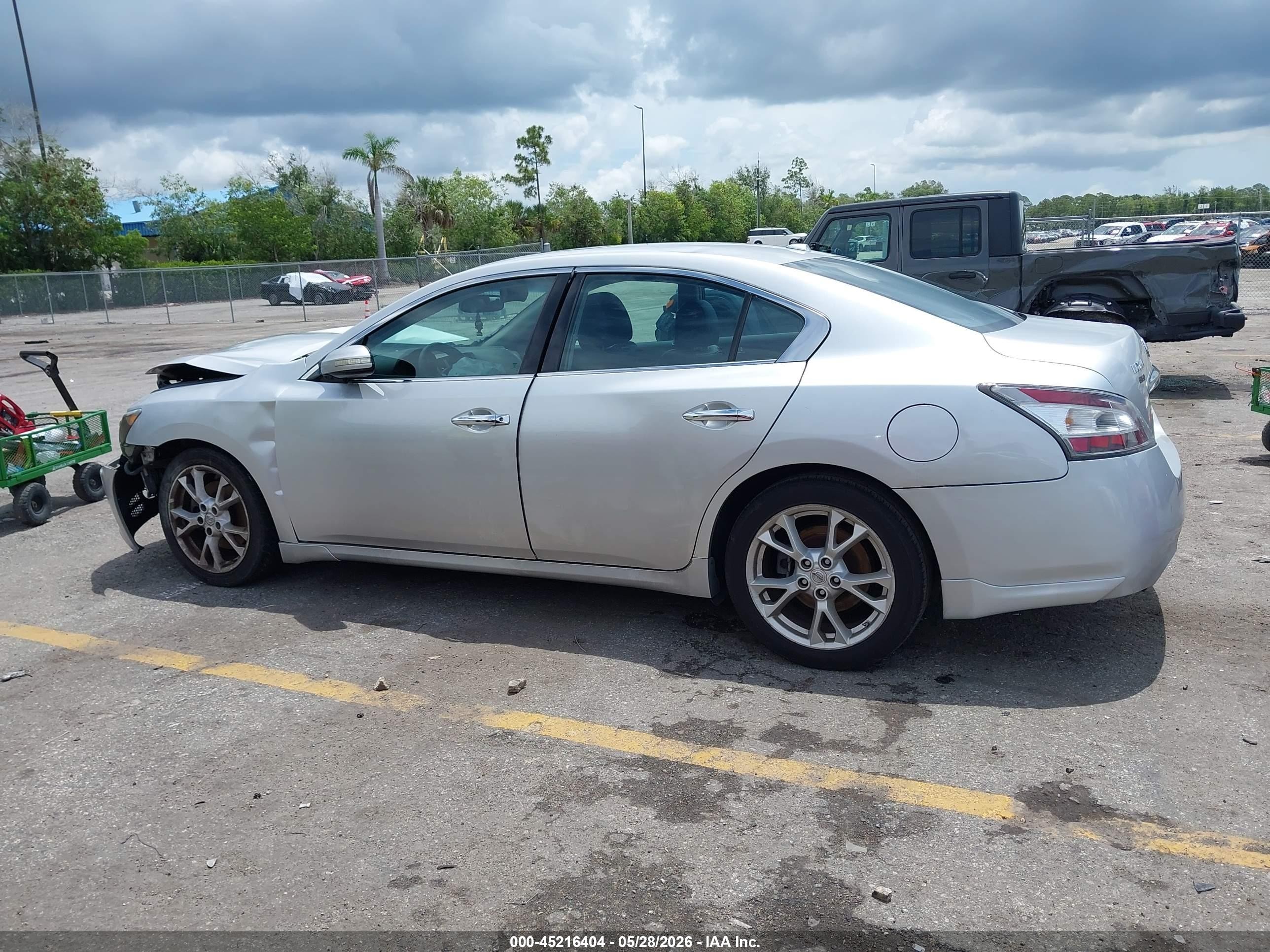 2012 Nissan Maxima 3.5 Sv Silver vin: 1N4AA5AP8CC864247